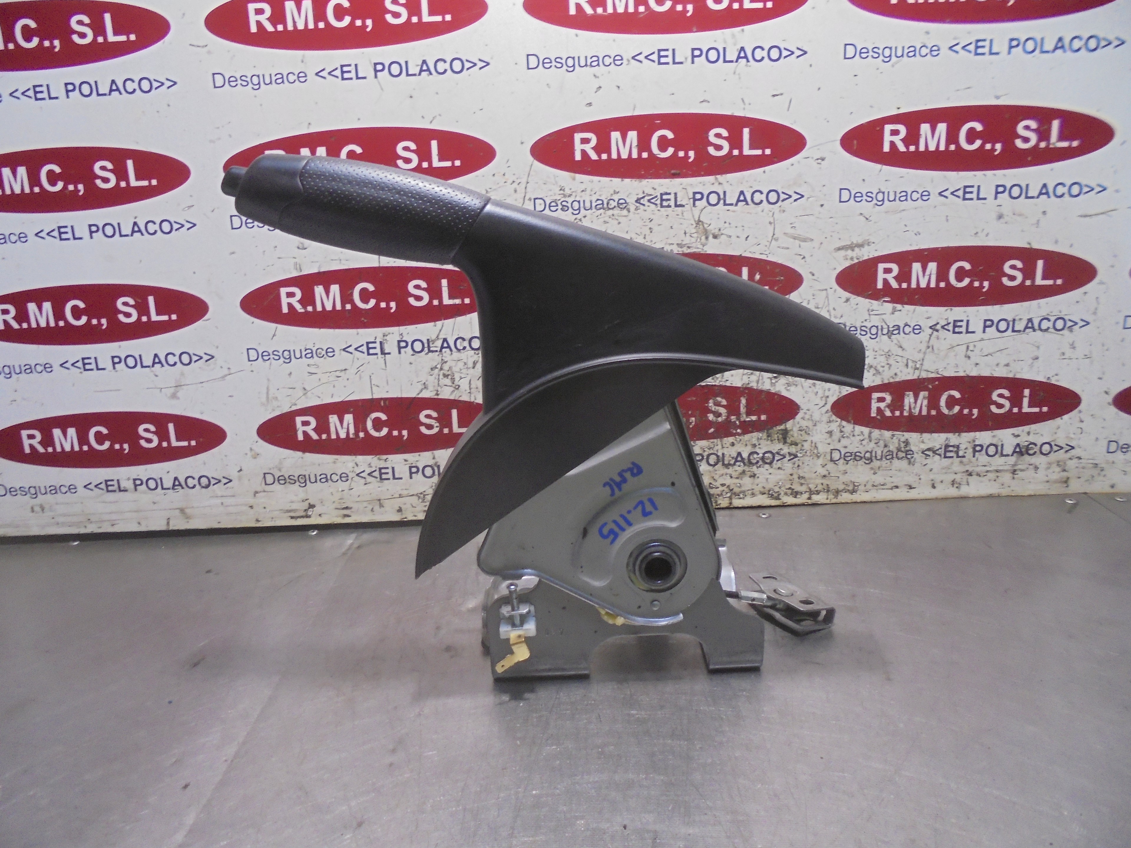 NISSAN Juke YF15 (2010-2020) Педаль тормоза 360101KK0A 23312811