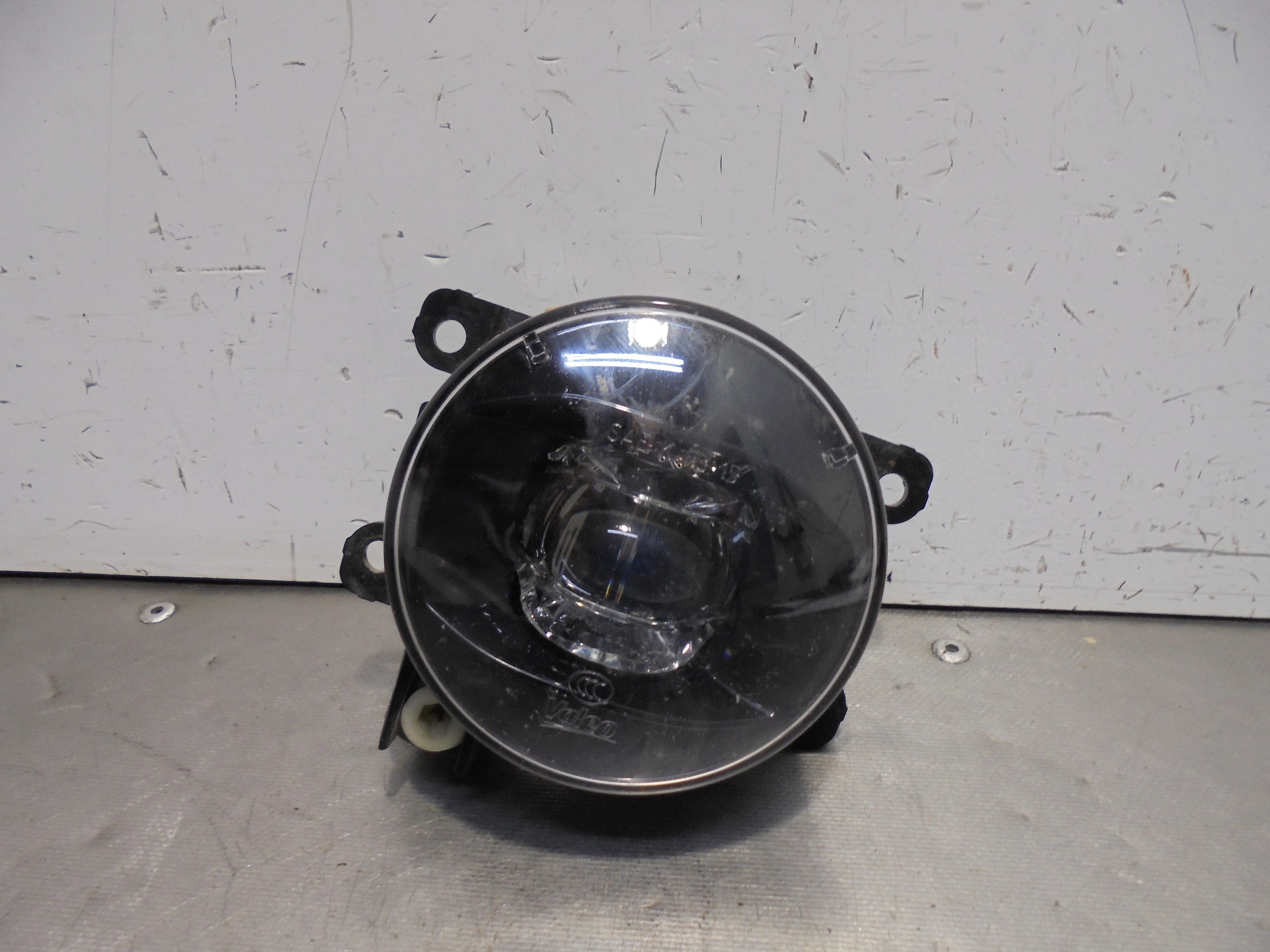 RENAULT Clio 4 generation (2012-2020) Front Left Fog Light 261555538R 25072573