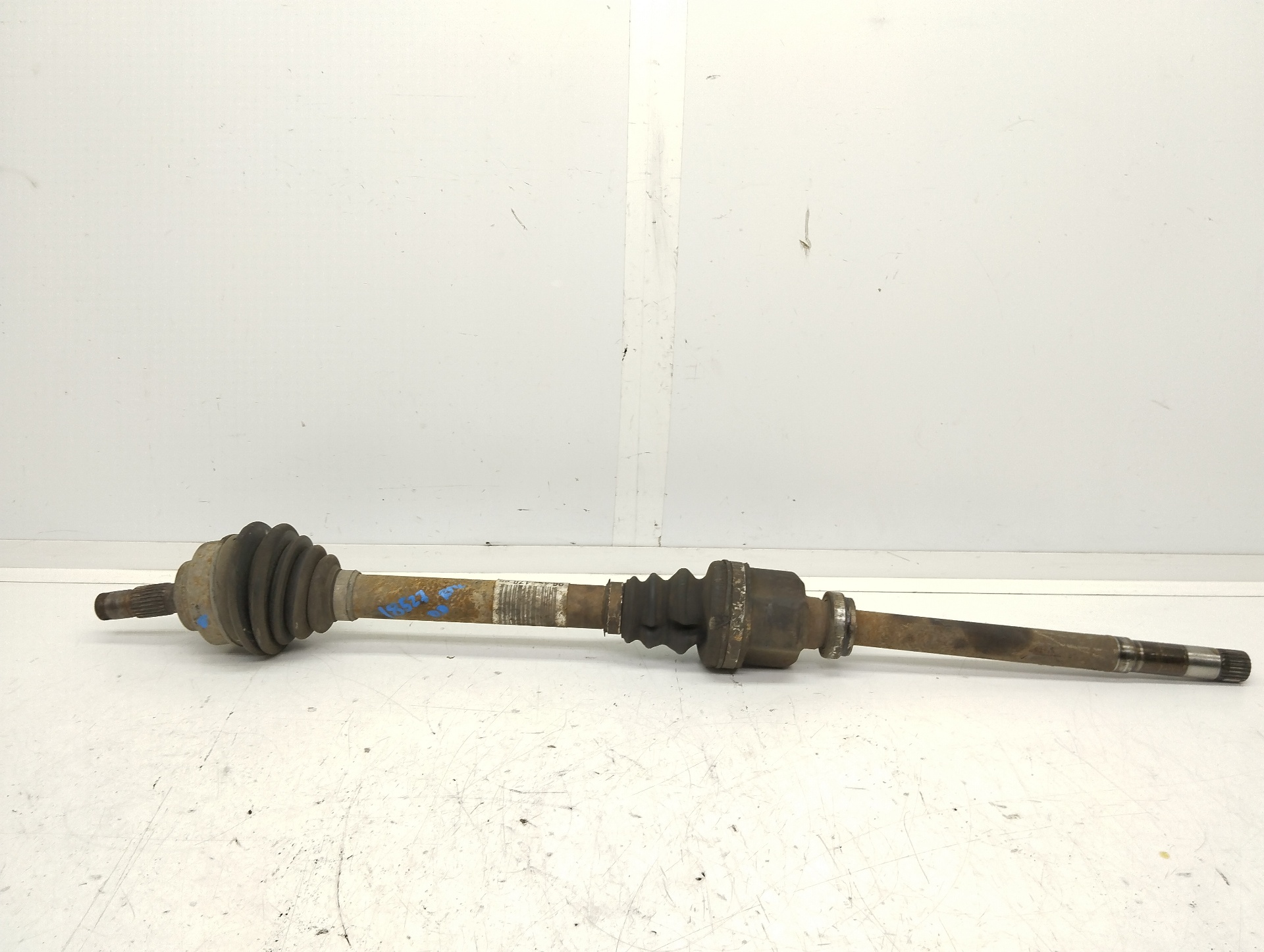 PEUGEOT 307 1 generation (2001-2008) Front Right Driveshaft 9637117880 25209362