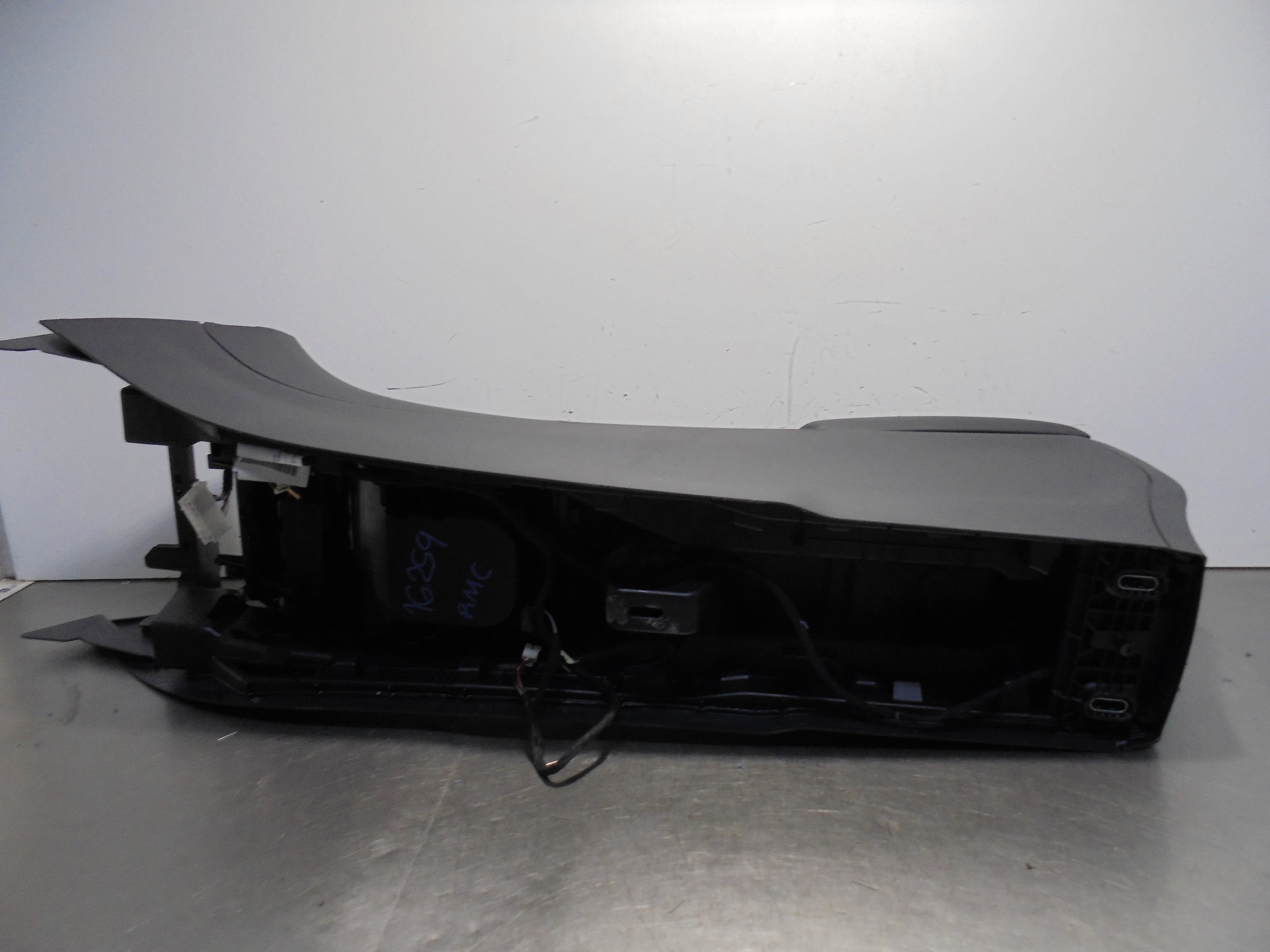 MERCEDES-BENZ CLA-Class C117 (2013-2016) Console centrale A1766807400 25074076