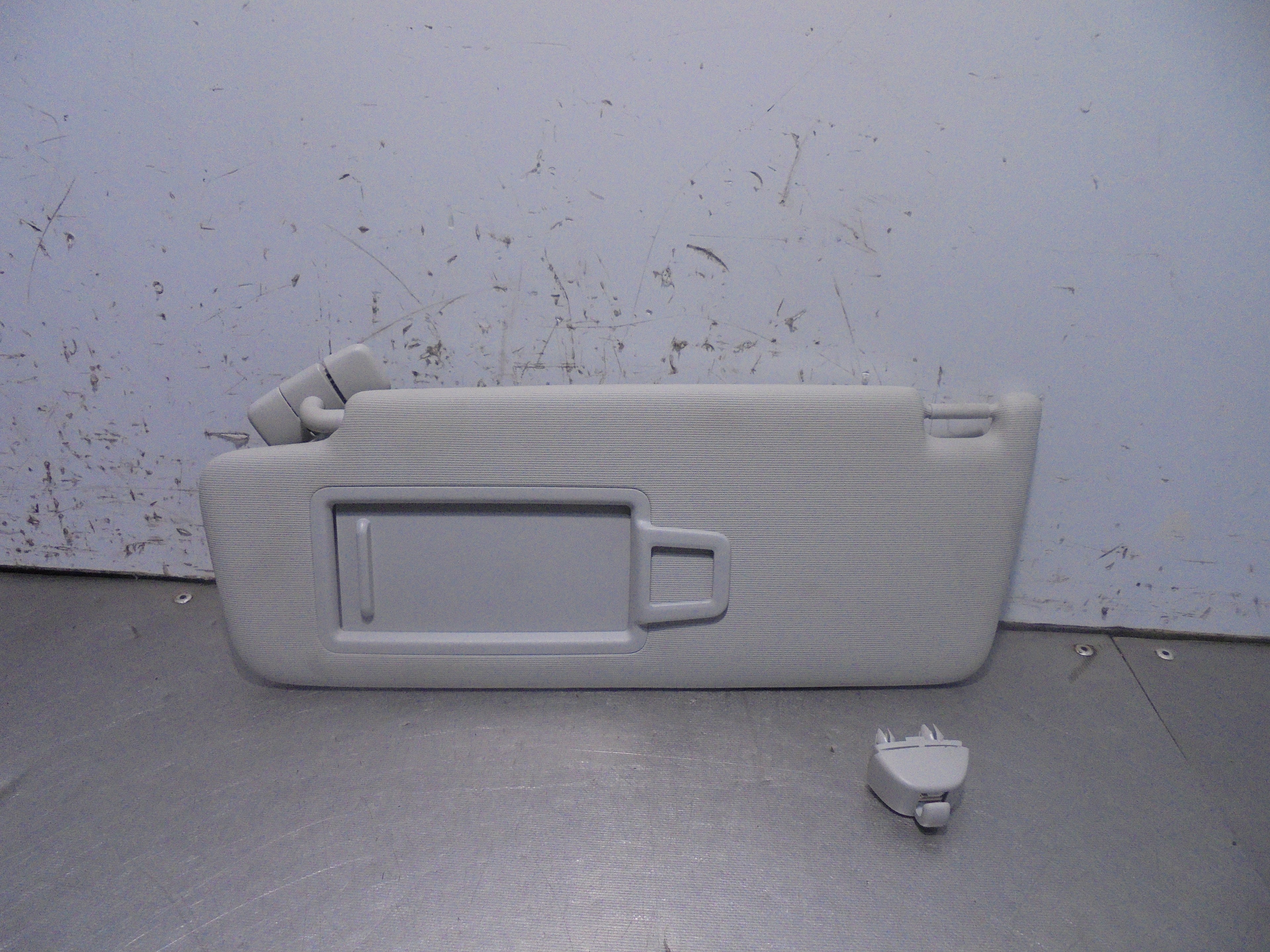 SKODA Fabia 3 generation (2014-2021) Left Side Sun Visor 25214094