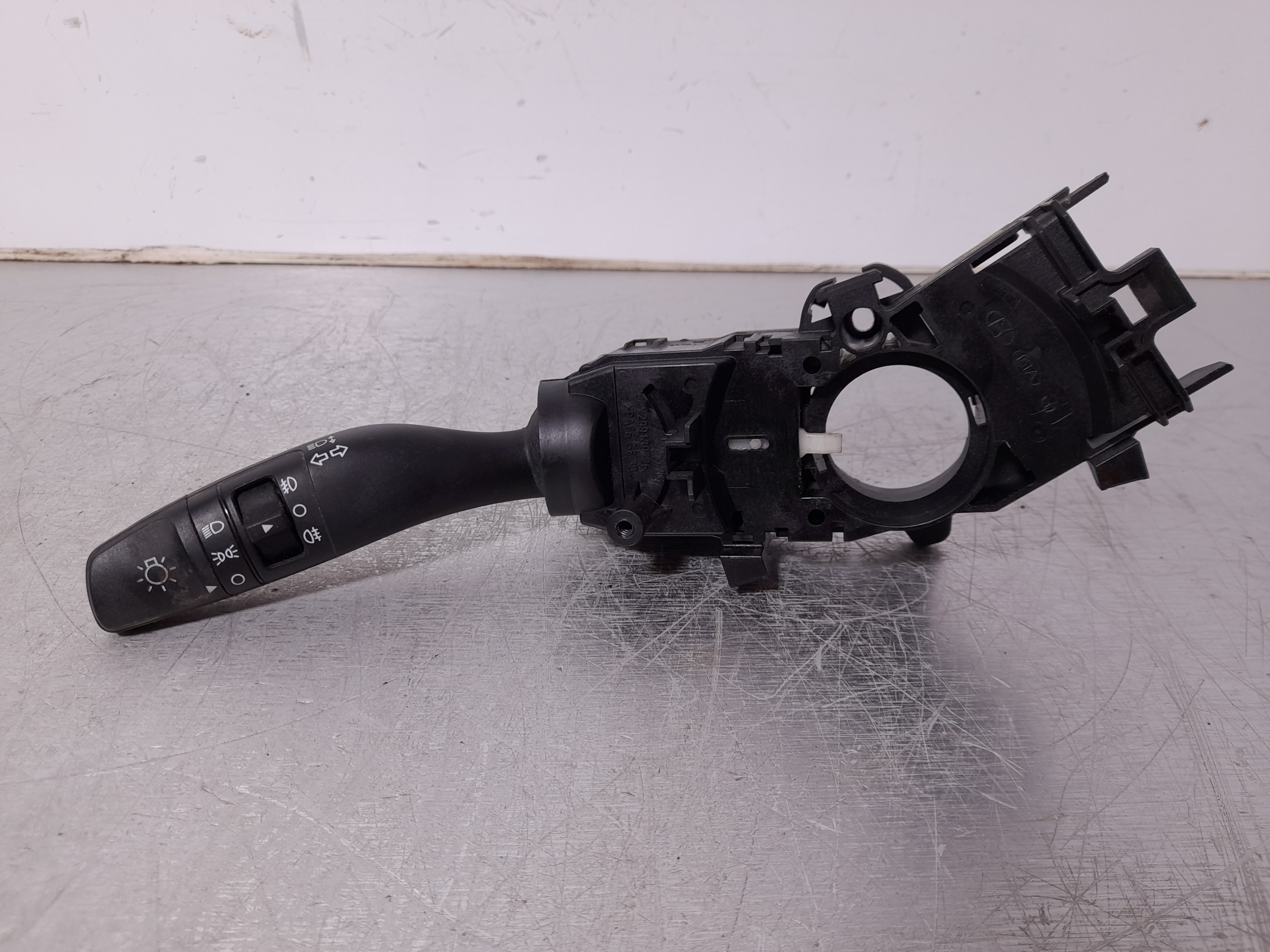 KIA Carens 3 generation (RP) (2013-2019) Turn switch knob 299139726 23330485