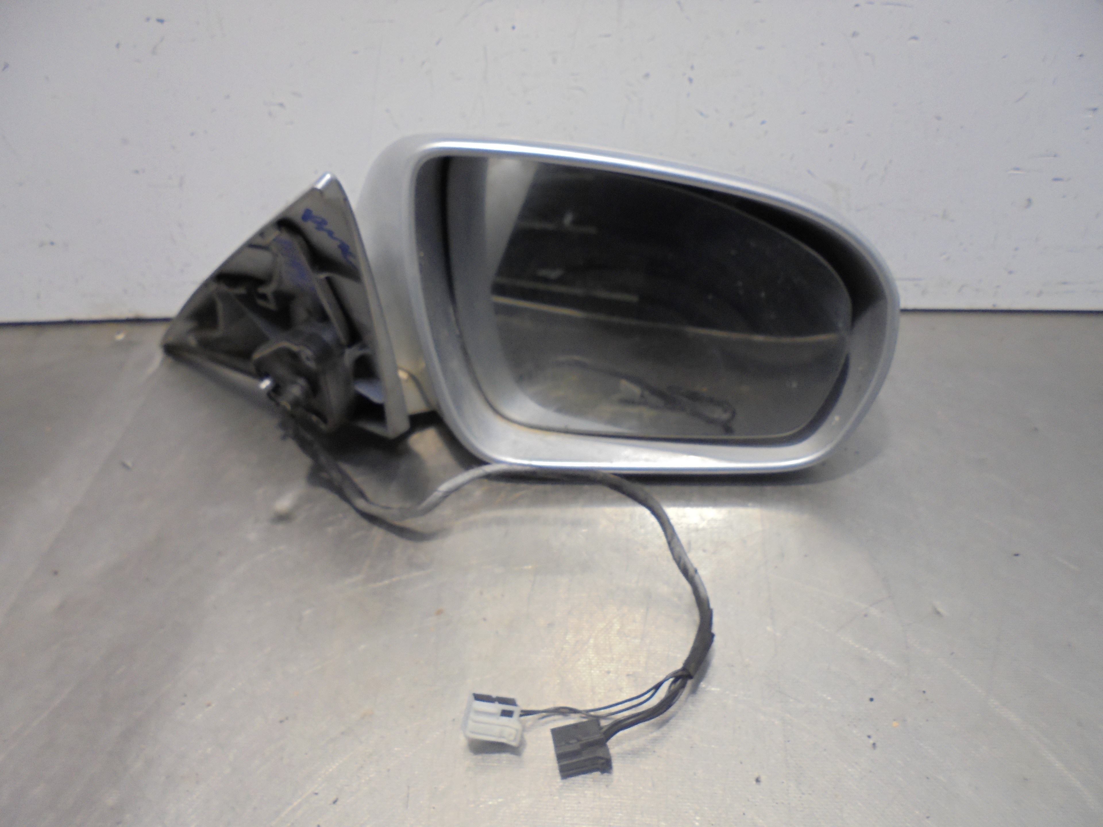 MERCEDES-BENZ CLS-Class C219 (2004-2010) Right Side Wing Mirror A3156412 23322623