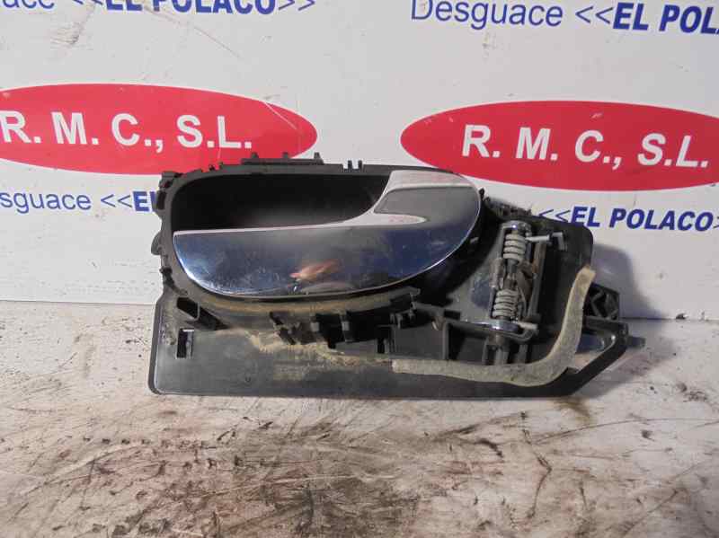 PEUGEOT 307 1 generation (2001-2008) Right Rear Internal Opening Handle 9643604477 23331216