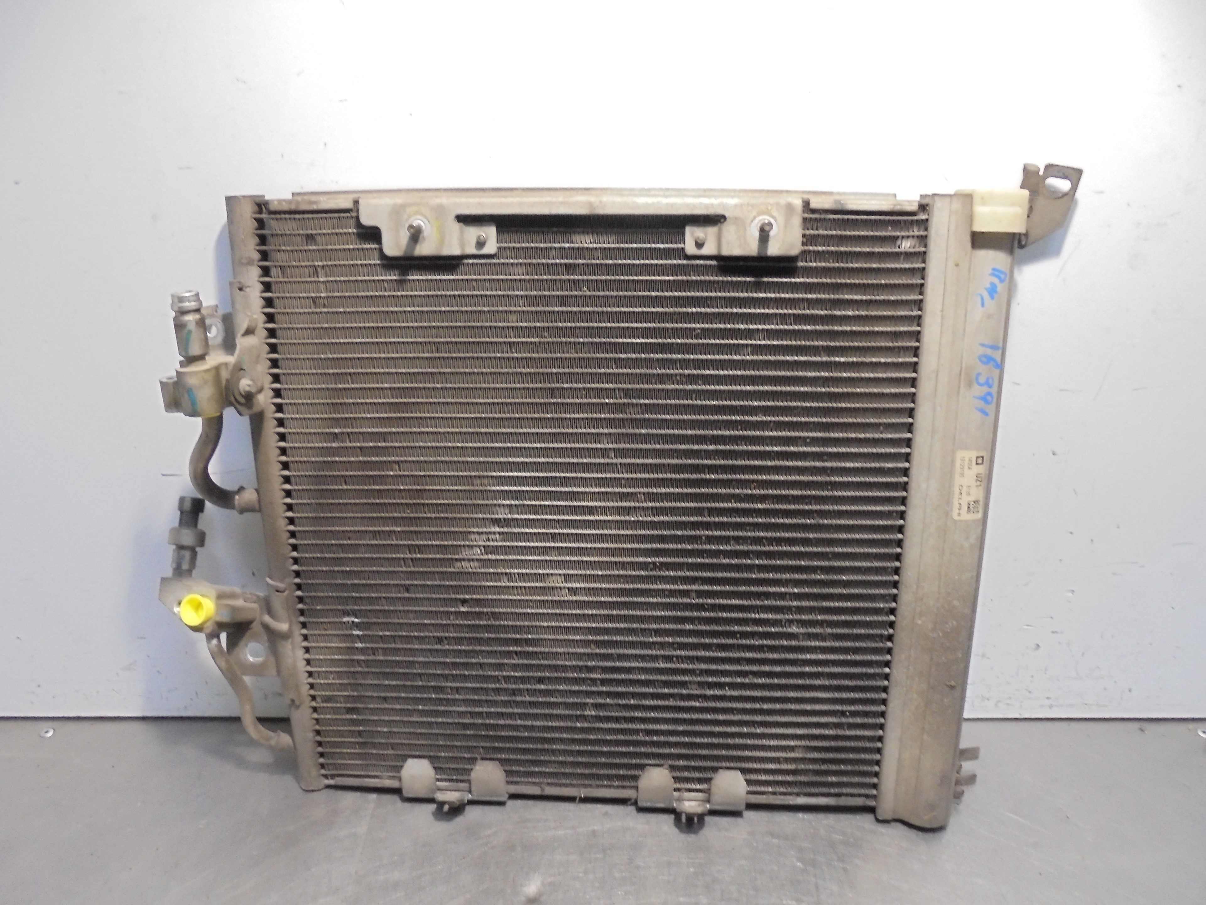 OPEL Zafira B (2005-2010) Klimatizační radiátor 13129195 25074094