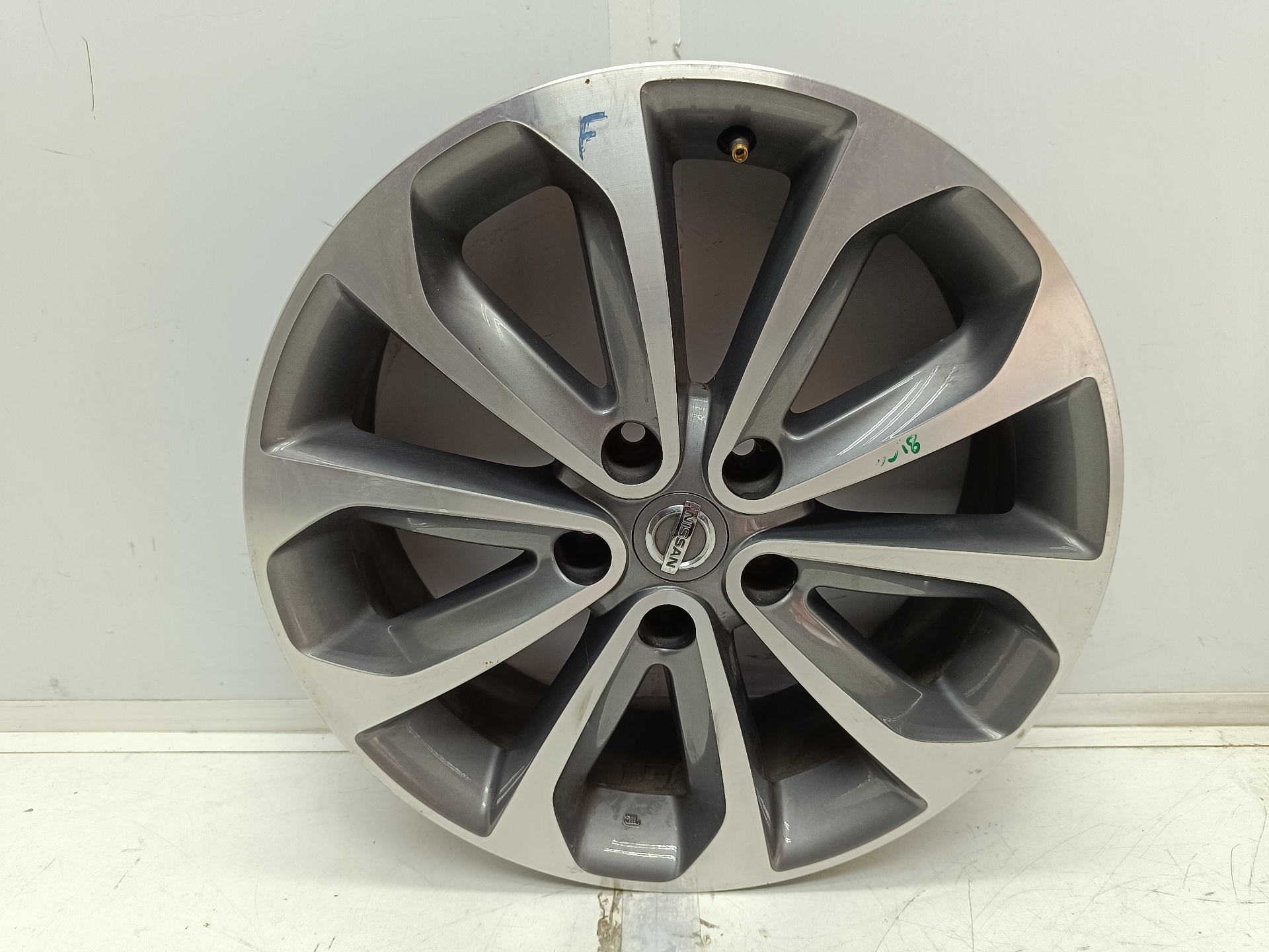 NISSAN Qashqai 1 generation (2007-2014) Wheel R18 25898033