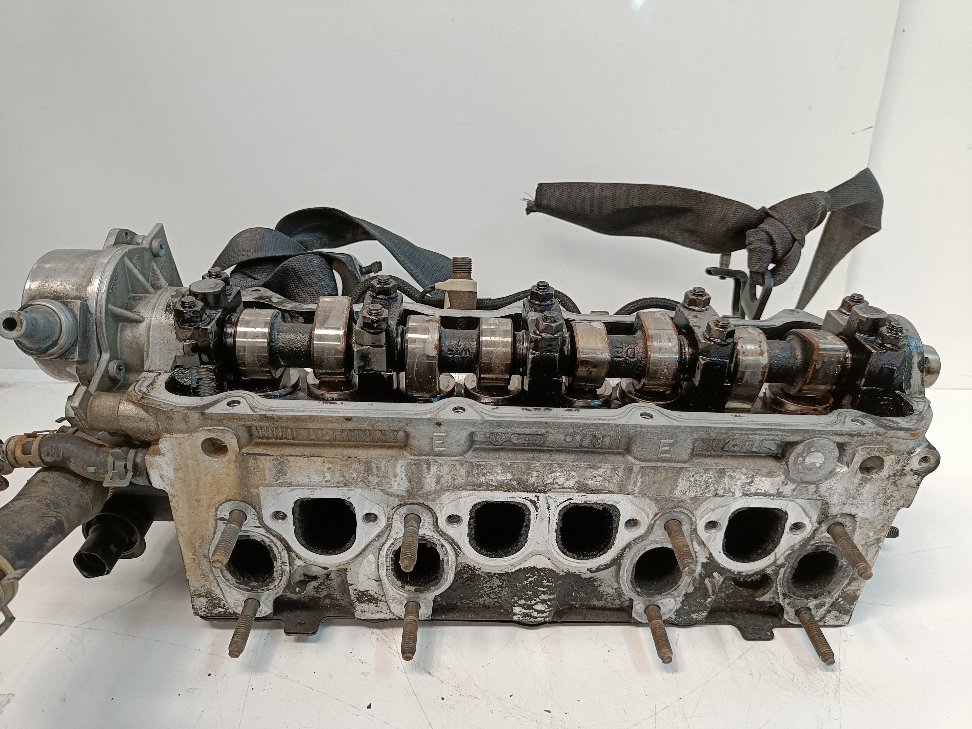 SEAT Cordoba 1 generation (1993-2003) Engine Cylinder Head 25213869