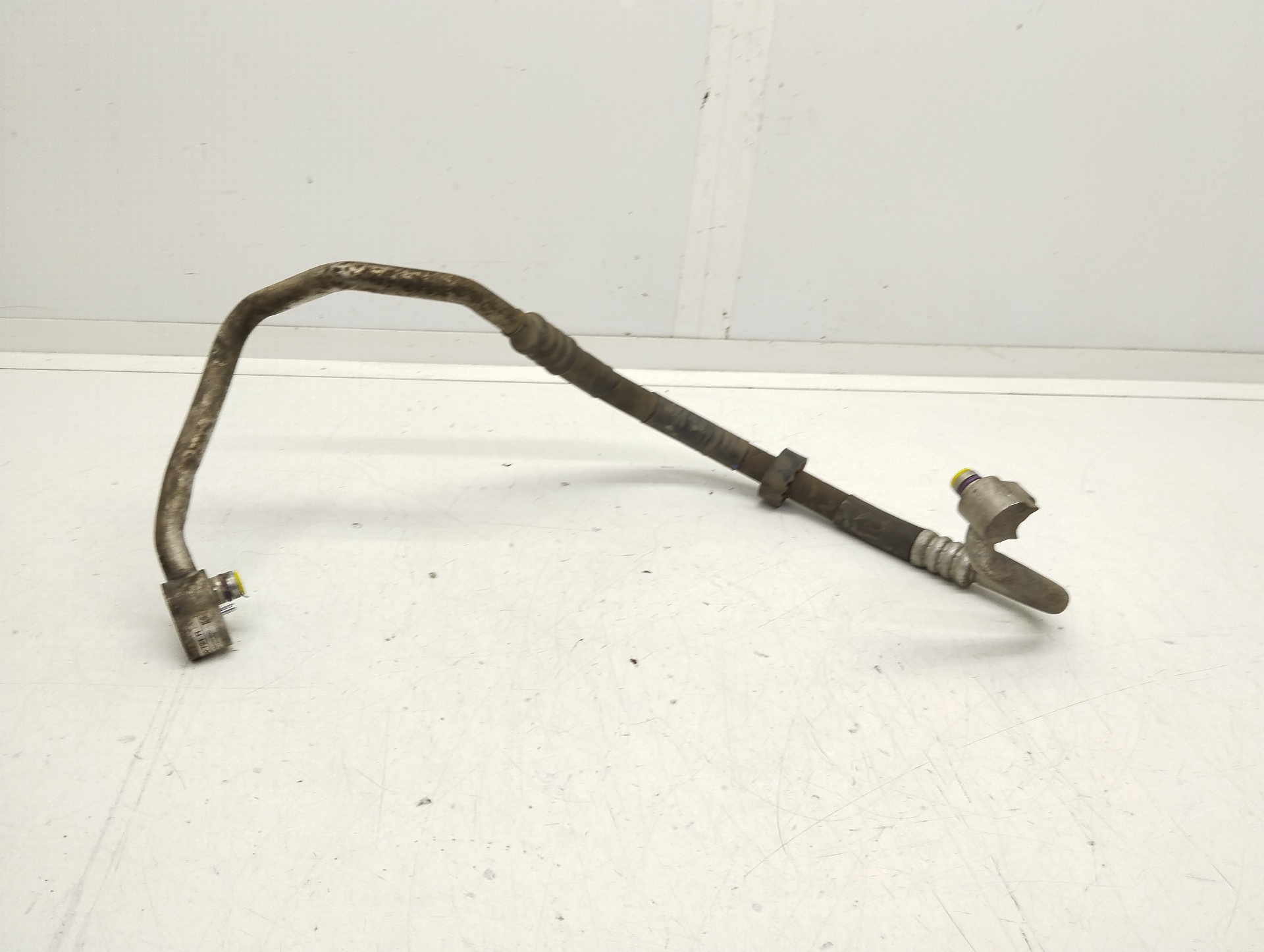 VOLKSWAGEN Passat B6 (2005-2010) AC Hose Pipe 3C0820721 25209458