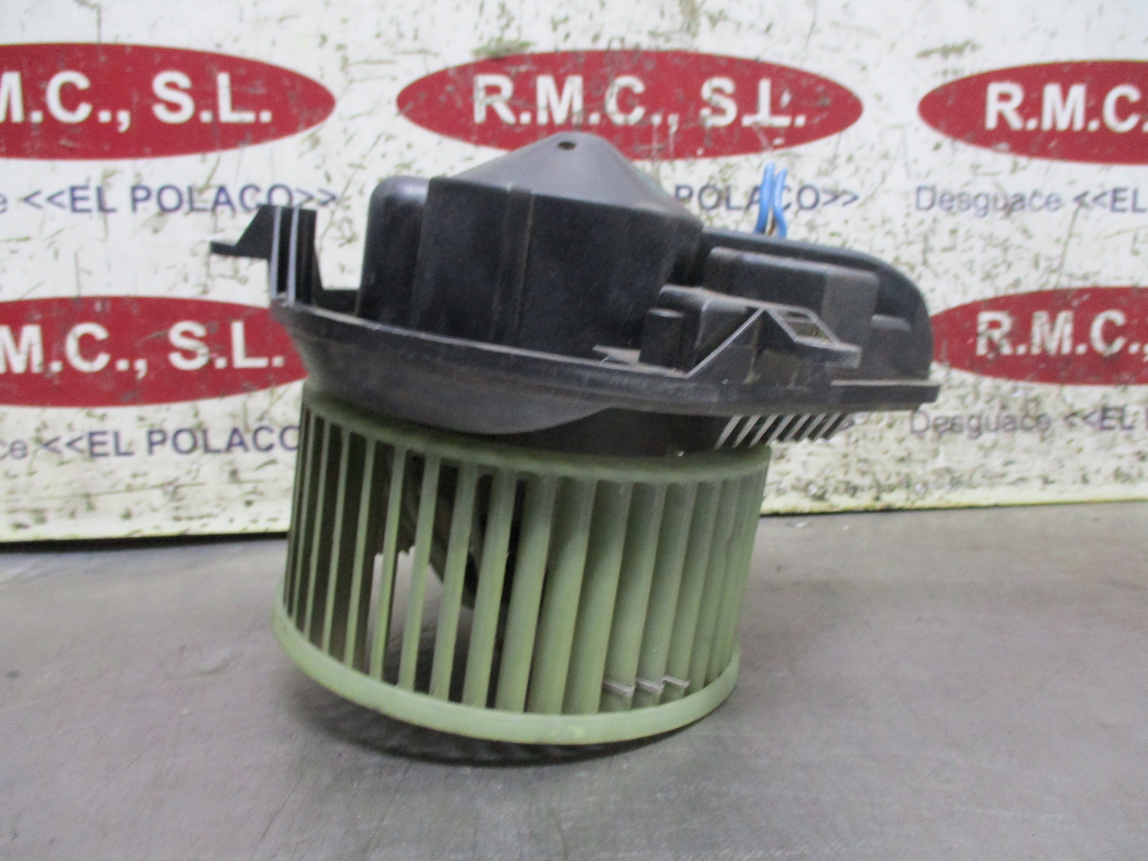 SEAT Ibiza 2 generation (1993-2002) Heater Blower Fan 25036308