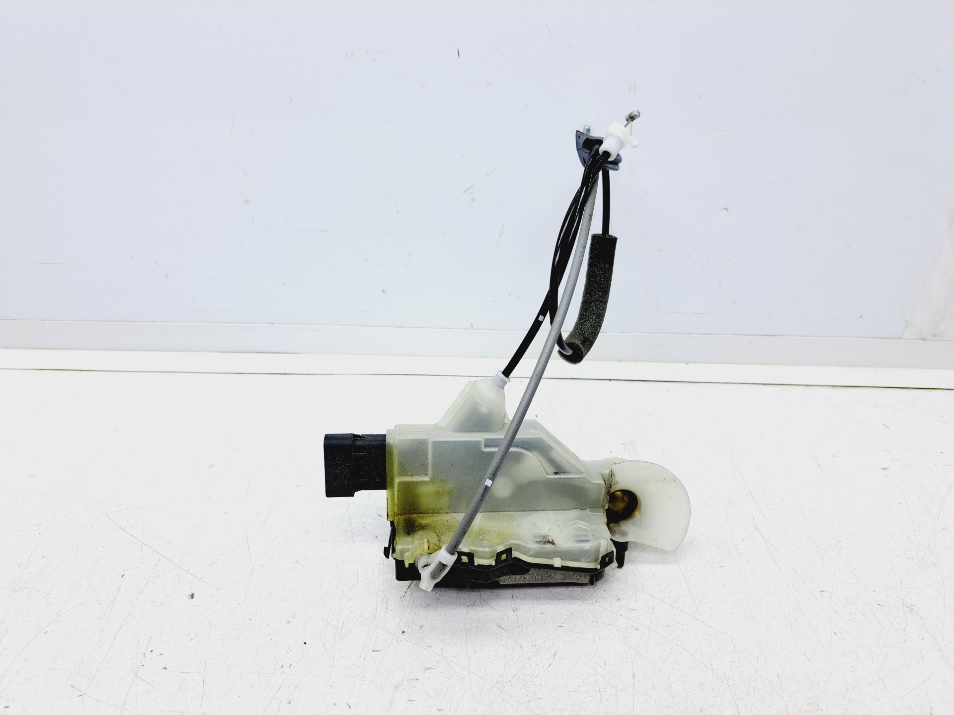 CITROËN C-Elysee 2 generation (2012-2017) Front Left Door Lock 16943324 25895789