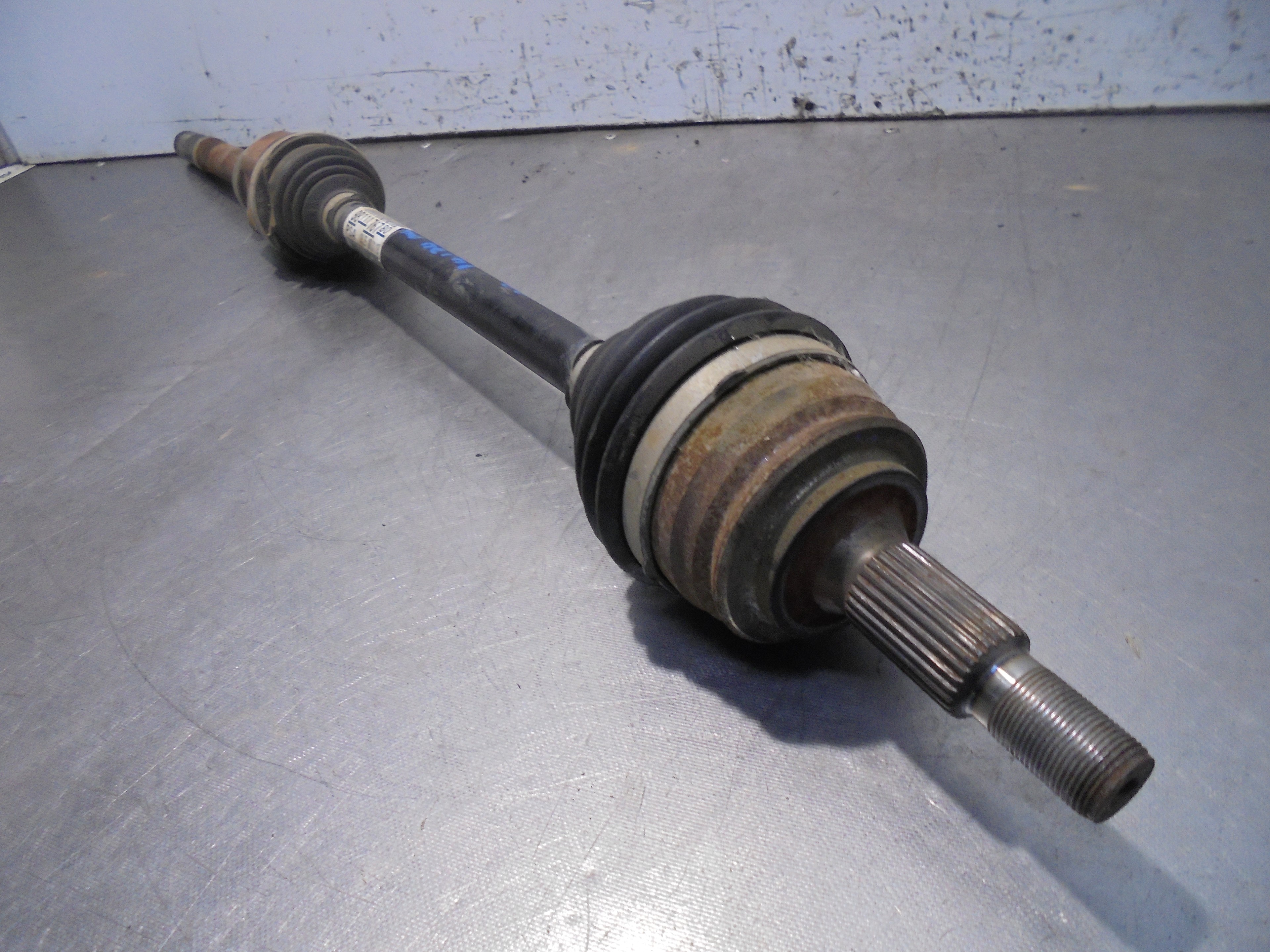 PEUGEOT 3008 2 generation (2017-2023) Front Right Driveshaft 9811176780 25058973