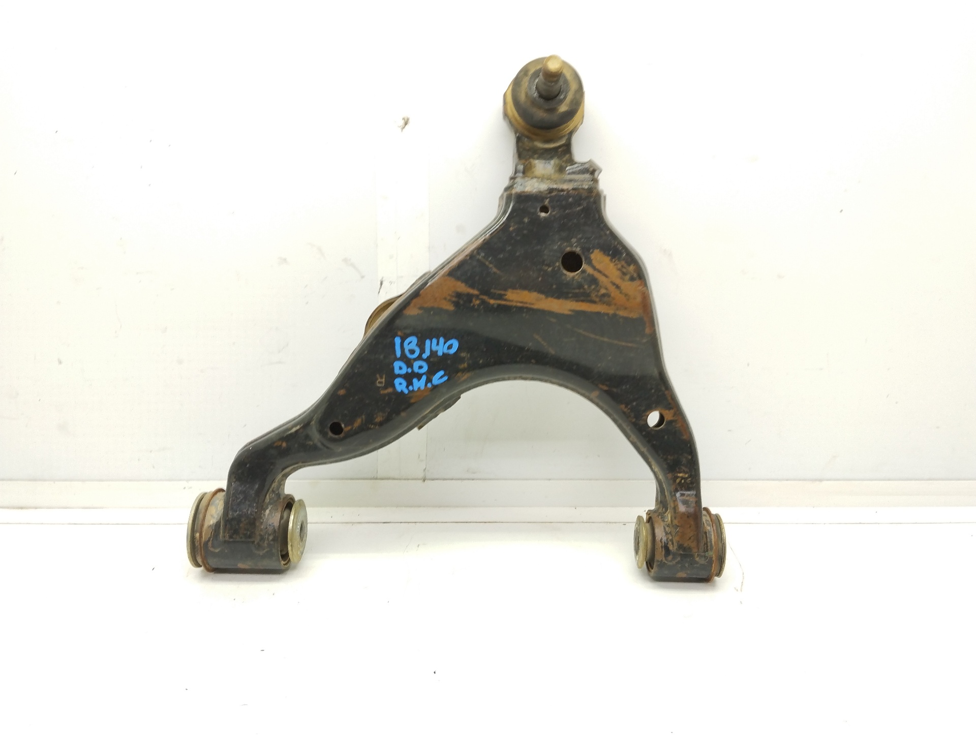 TOYOTA Land Cruiser 70 Series (1984-2024) Front Right Arm 25307216