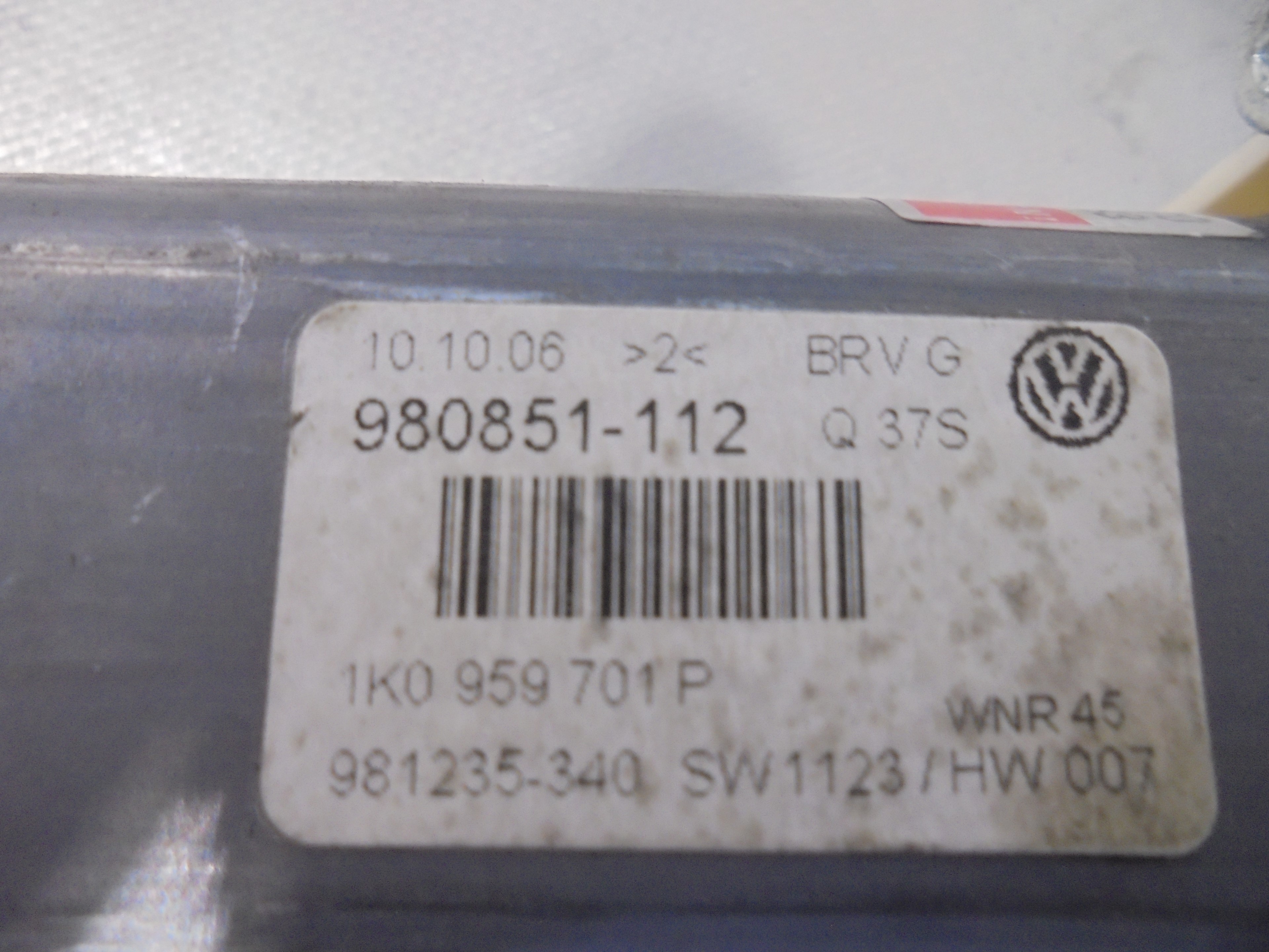 VOLKSWAGEN Passat B6 (2005-2010) Moteur de lève-vitre de porte avant gauche 1K0959793 25045080