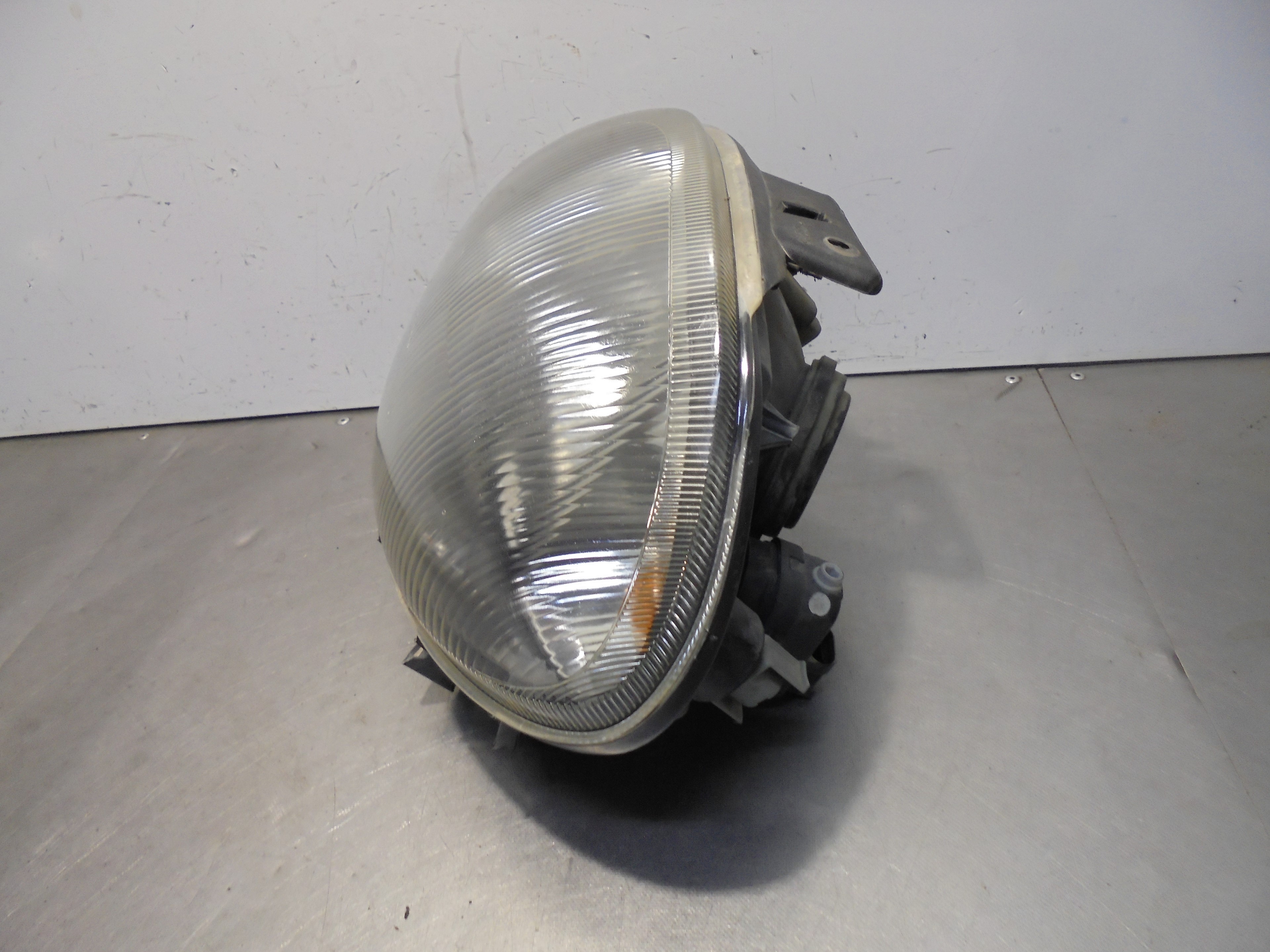 VAUXHALL Clio 3 generation (2005-2012) Front Left Headlight 7701697617 23320729