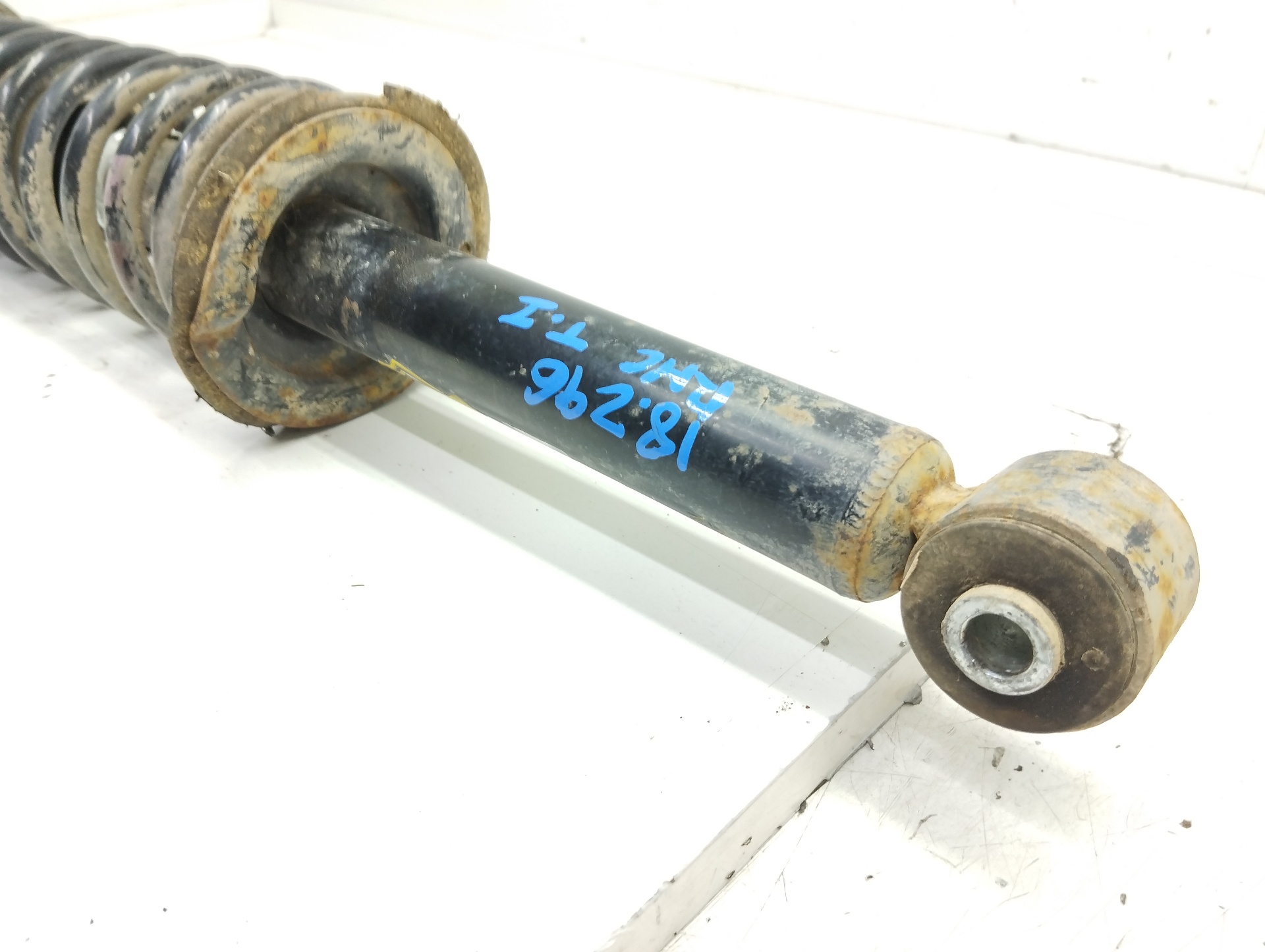 VOLVO S40 1 generation (1996-2004) Rear Left Shock Absorber 614024JP 25036575