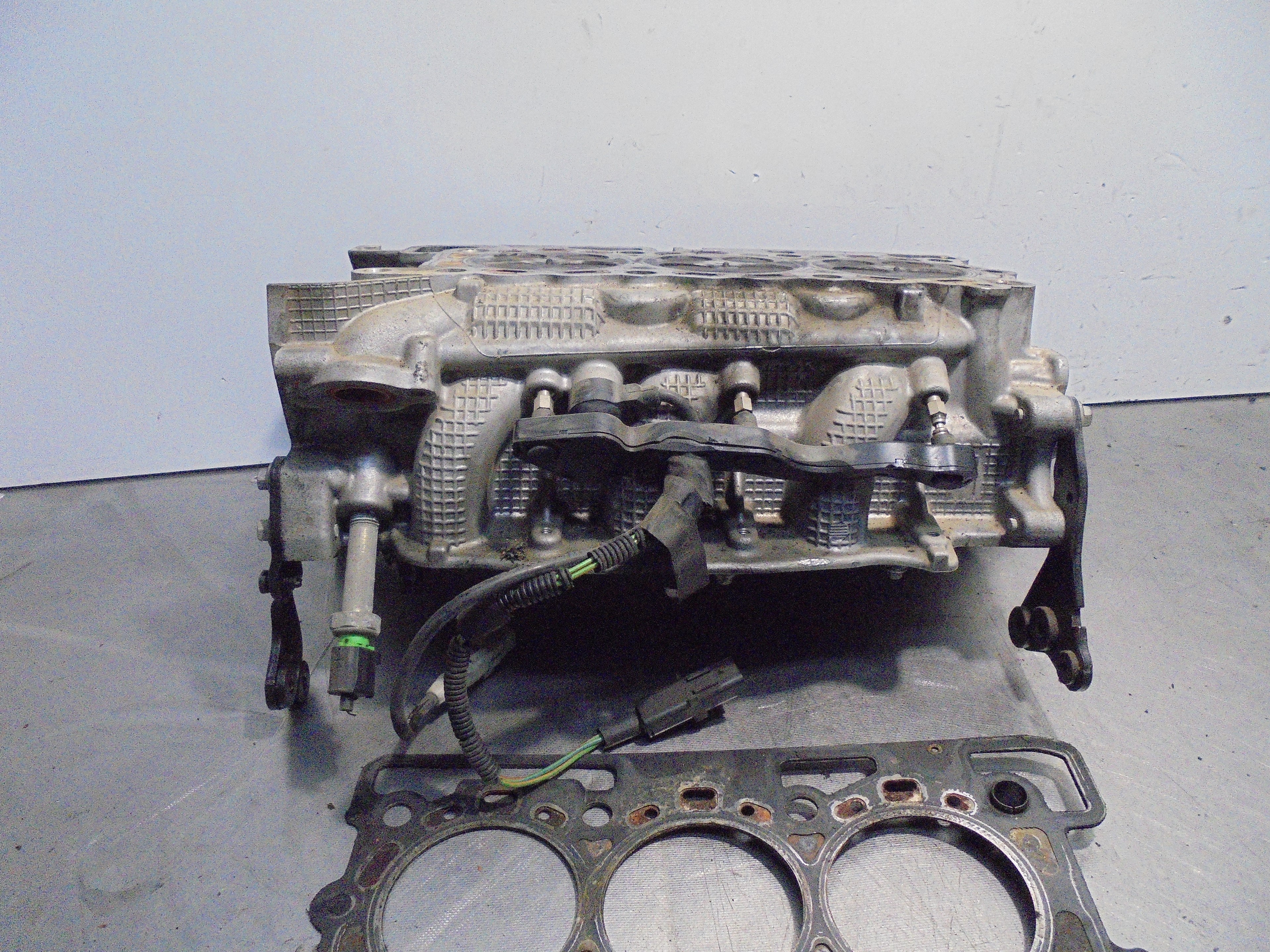 LAND ROVER Range Rover Sport 1 generation (2005-2013) Engine Cylinder Head PM4R8Q6C064 23320801