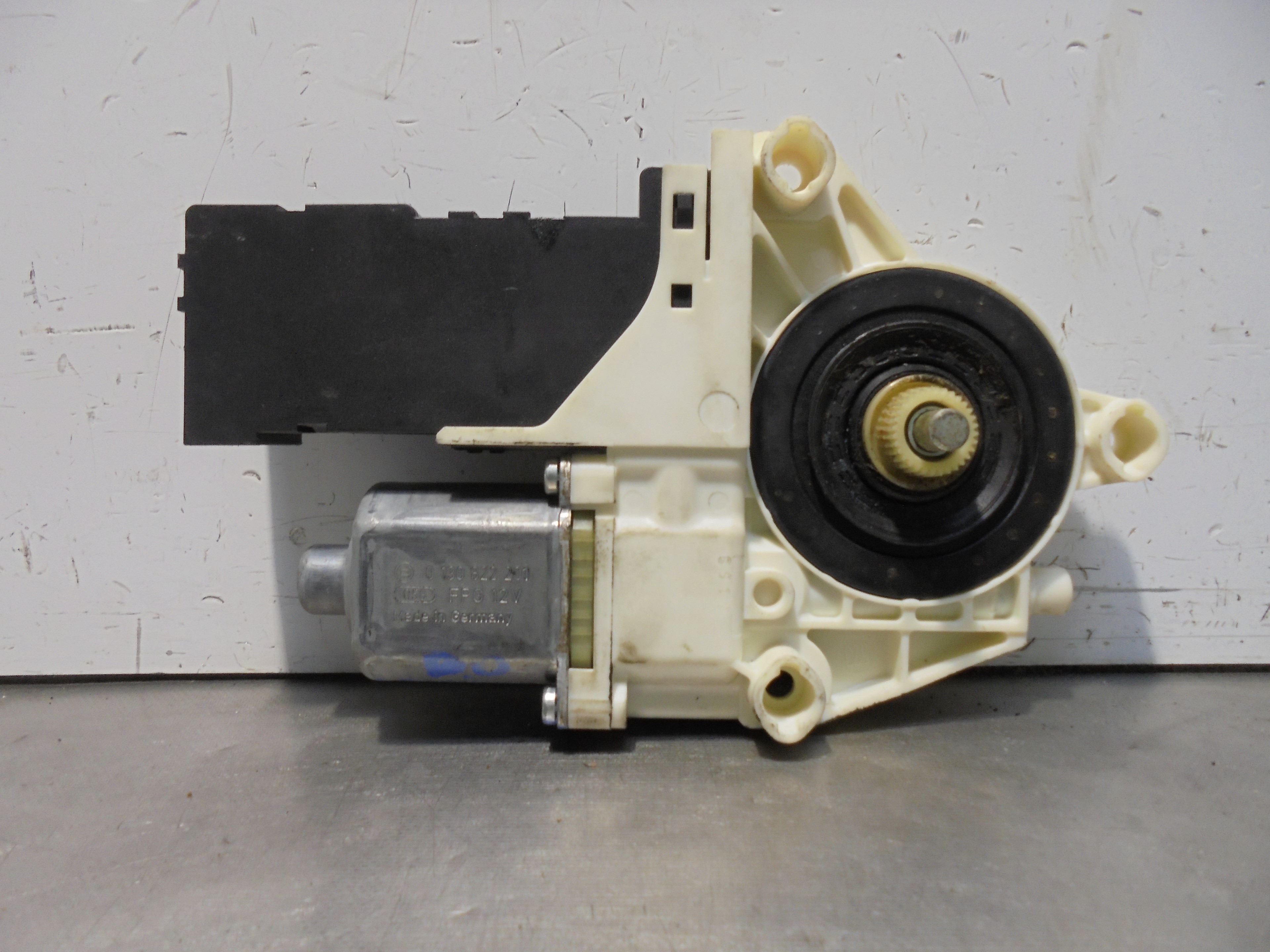 PEUGEOT 407 1 generation (2004-2010) Front Right Door Window Control Motor 994651102 25964990