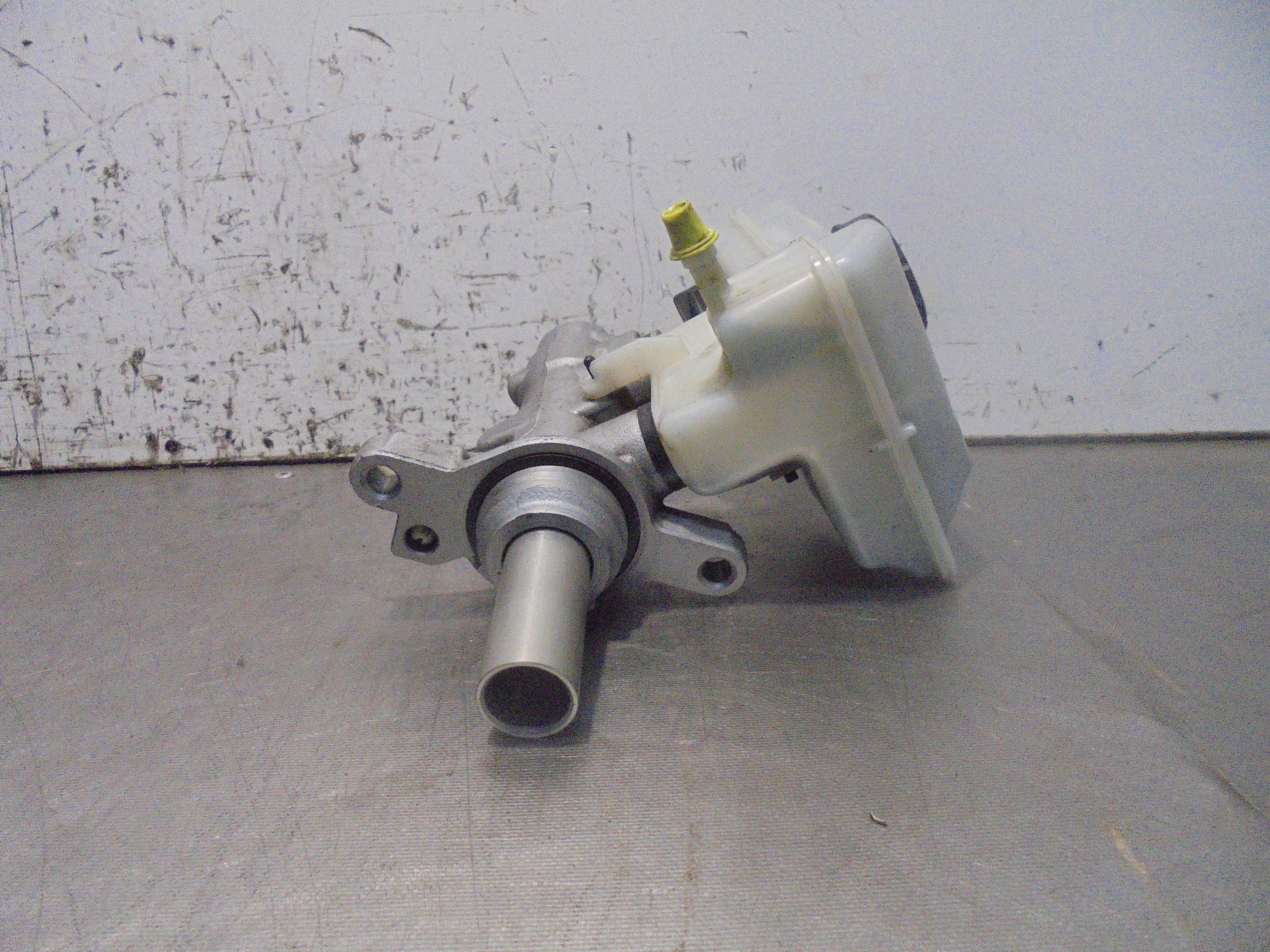 SEAT Leon 3 generation (2012-2020) Brake Cylinder 5Q1611301D 23312927