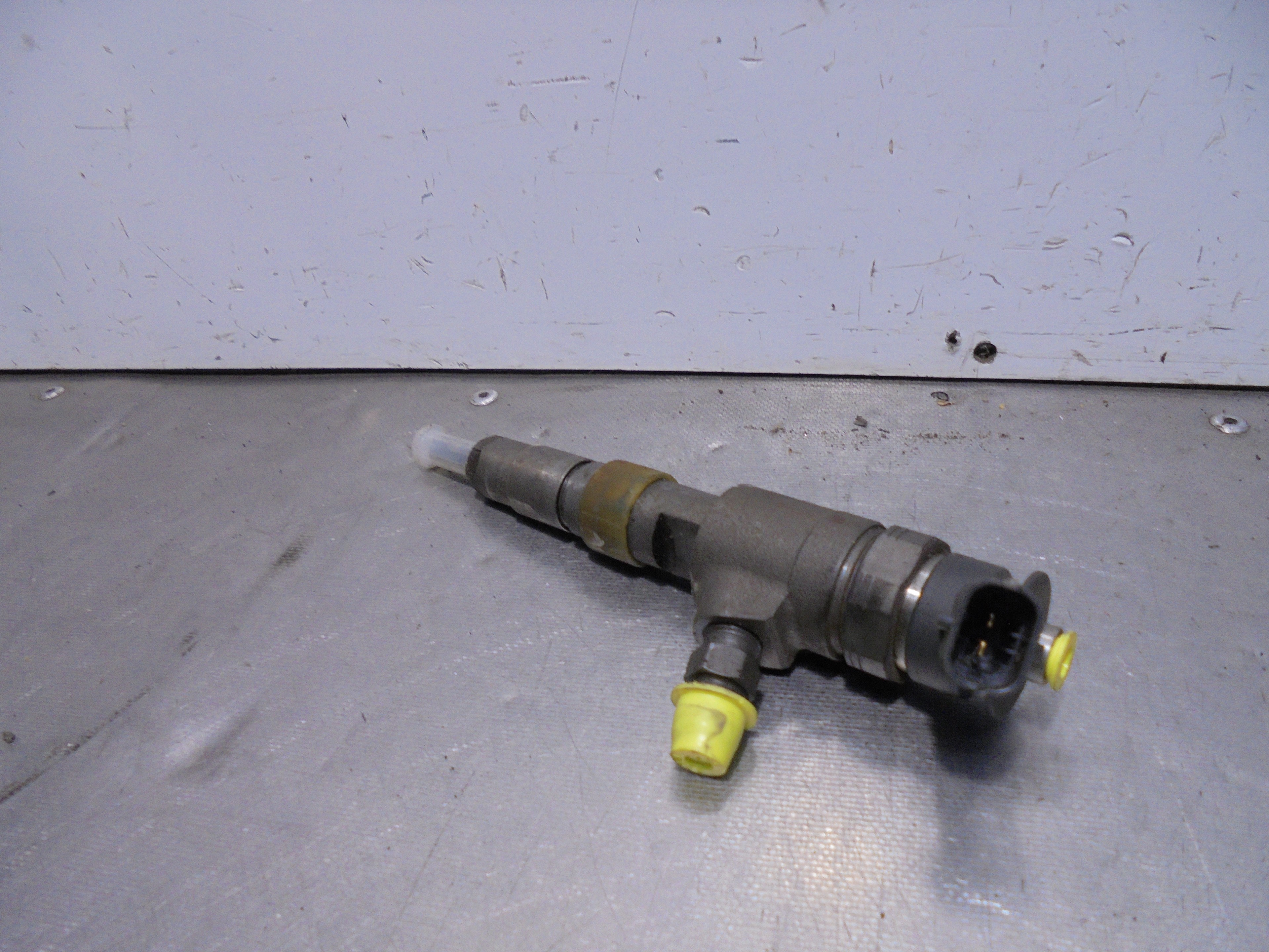 PEUGEOT 308 T9 (2013-2021) Fuel Injector 0445110340 25067570