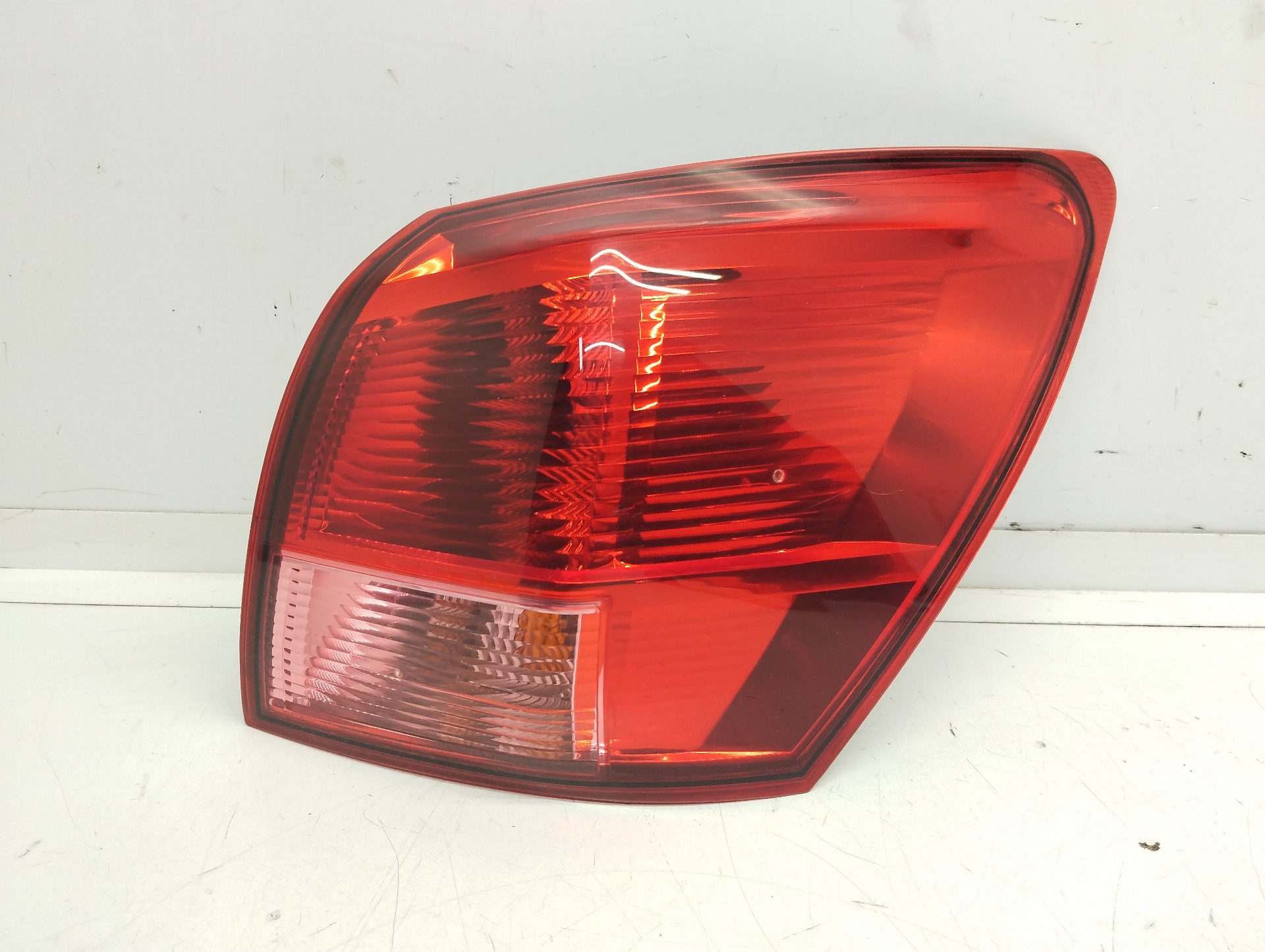 NISSAN Qashqai 1 generation (2007-2014) Фонарь задний правый 89071062 25077931