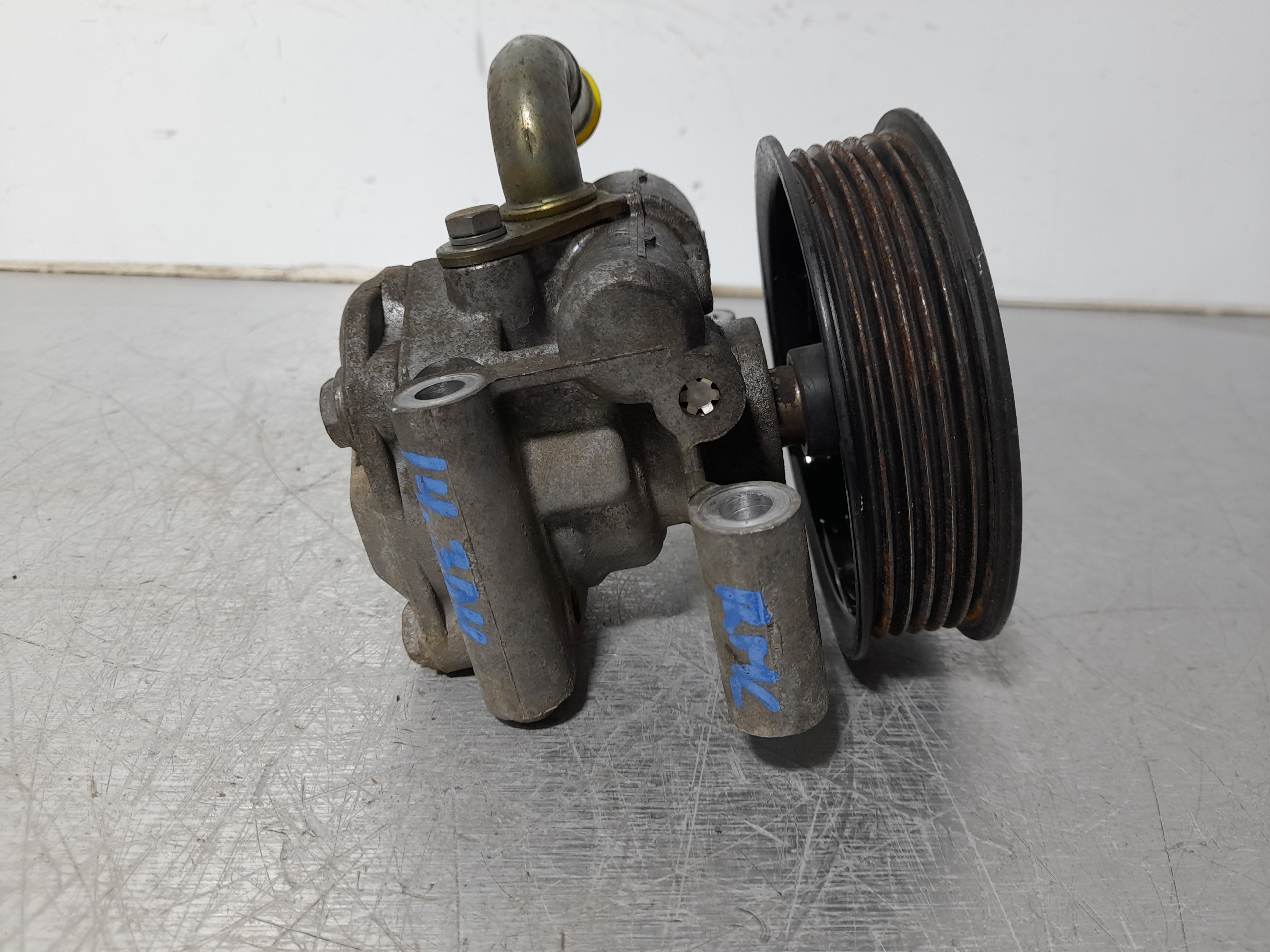 FORD Fiesta 5 generation (2001-2010) Насос гідропідсилювача 2S6C3A656 23328023