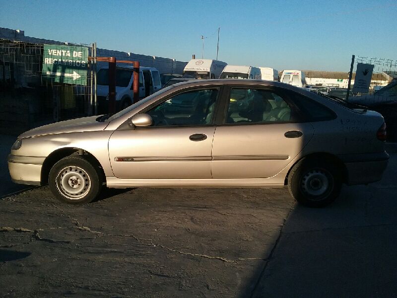 RENAULT Laguna 1 generation (1993-2001) Головка блоку циліндрів двигуна F9QB7 23343347