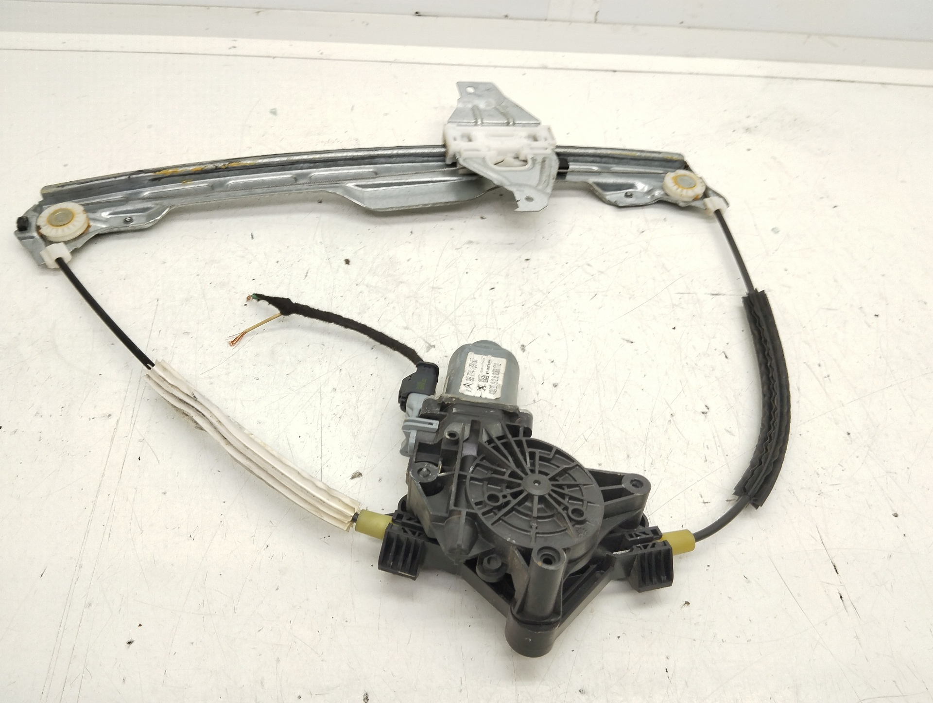 CITROËN C-Elysee 2 generation (2012-2017) Front Left Door Window Regulator 9674412480 25895786