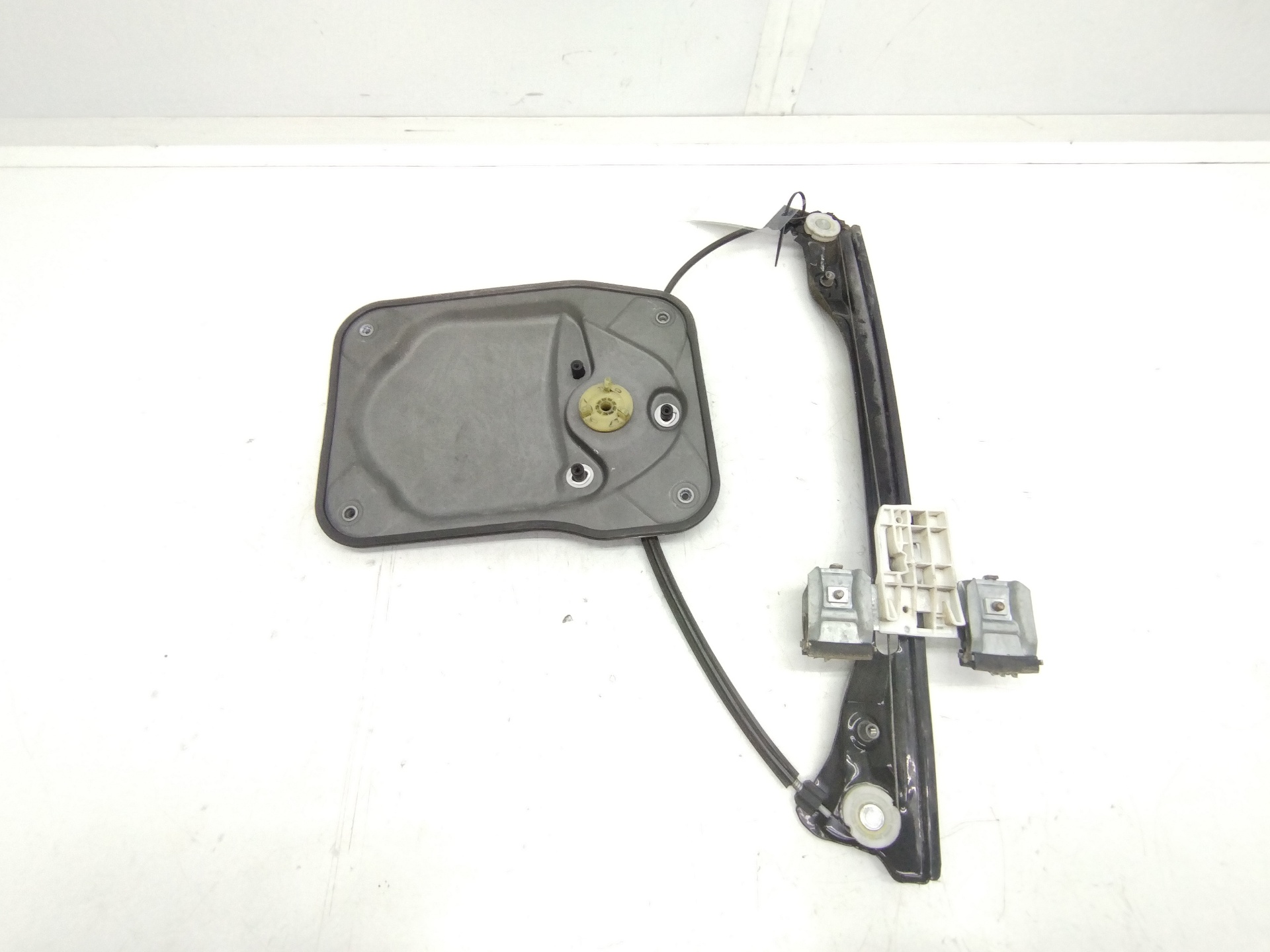 SKODA Octavia 2 generation (2004-2013) Forreste højre dør vinduesregulator 121347 23332509