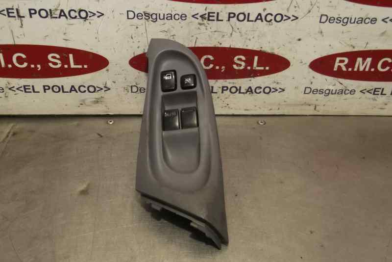 NISSAN Almera N16 (2000-2006) Кнопка вікна передньої лівої двері 80961BM500 23343744