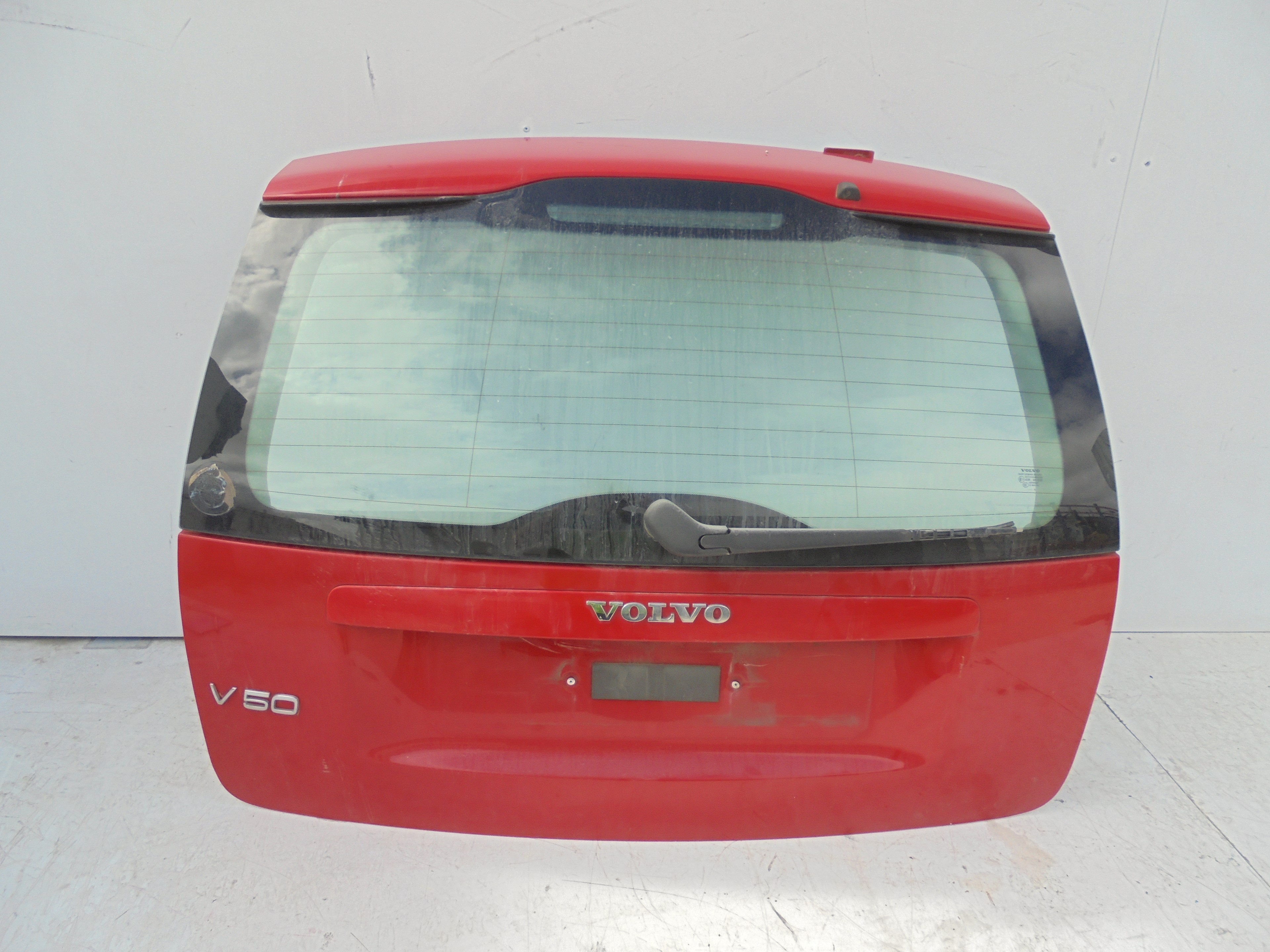 VOLVO V50 1 generation (2003-2012) Крышка багажника 25074365