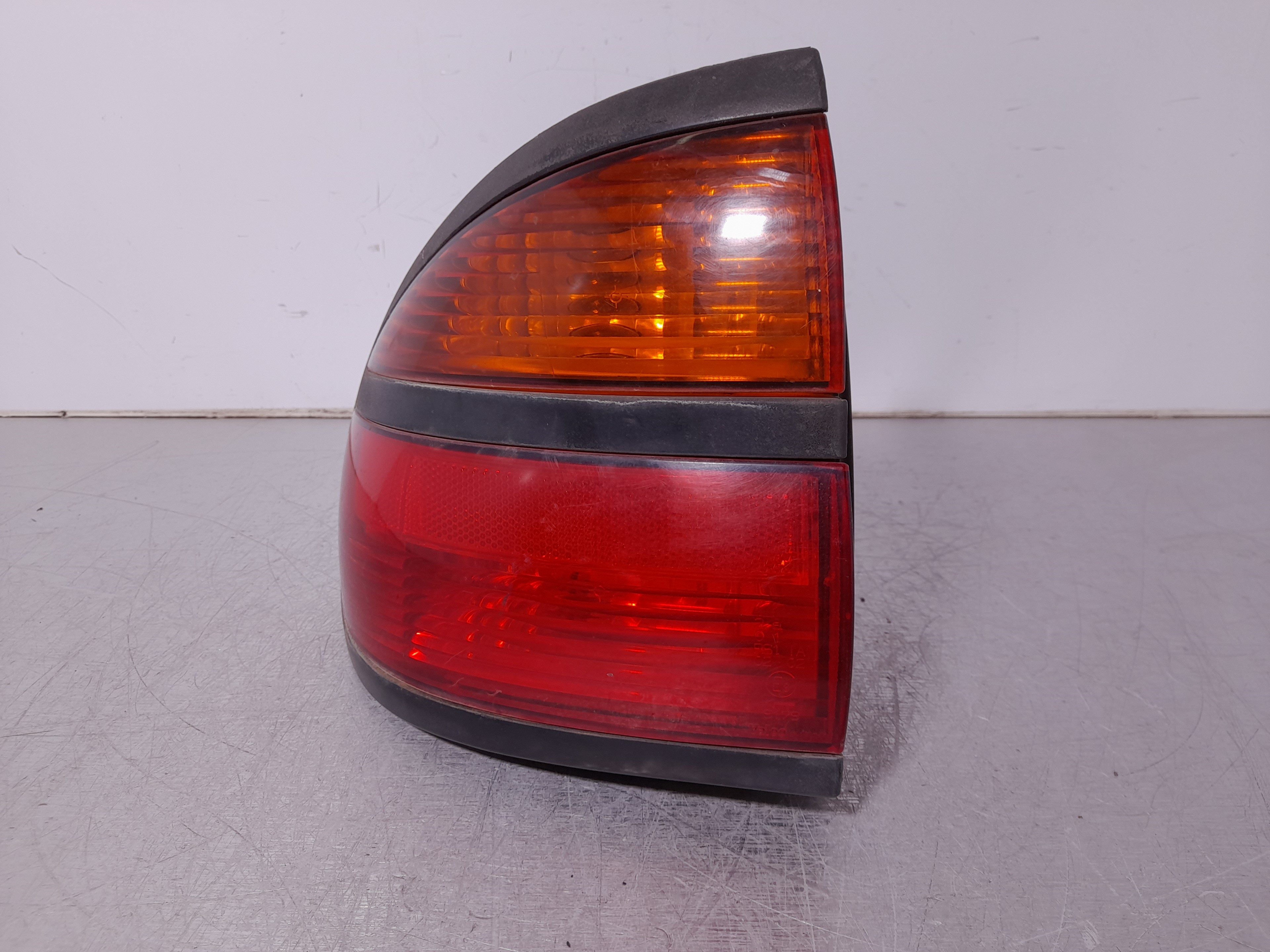 RENAULT Laguna 1 generation (1993-2001) Rear Left Taillight 7700420122 25895370