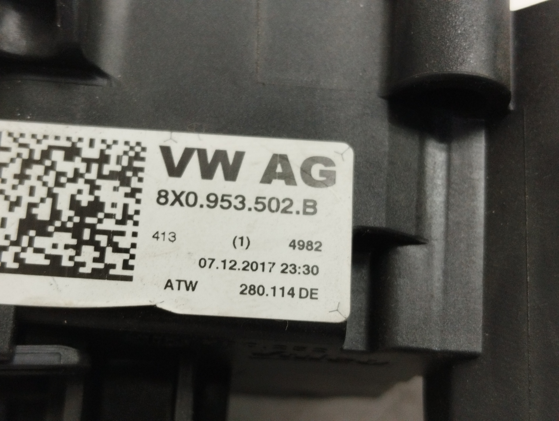 AUDI Q3 8U (2011-2020) Fordulatszabályozó kapcsoló 8X0953501D 25896371