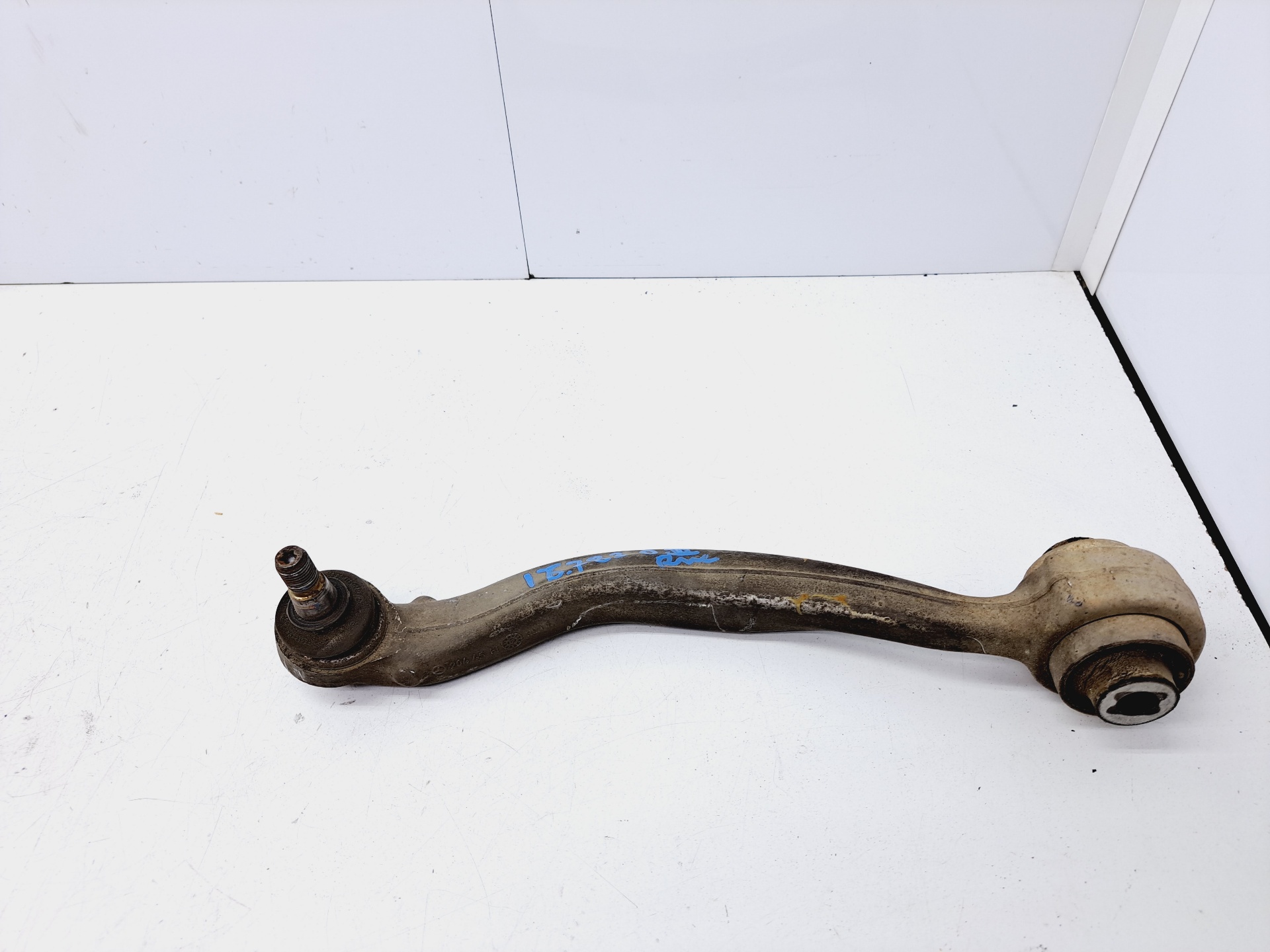 MERCEDES-BENZ C-Class W204/S204/C204 (2004-2015) Front Left Arm 20445F1 23332588