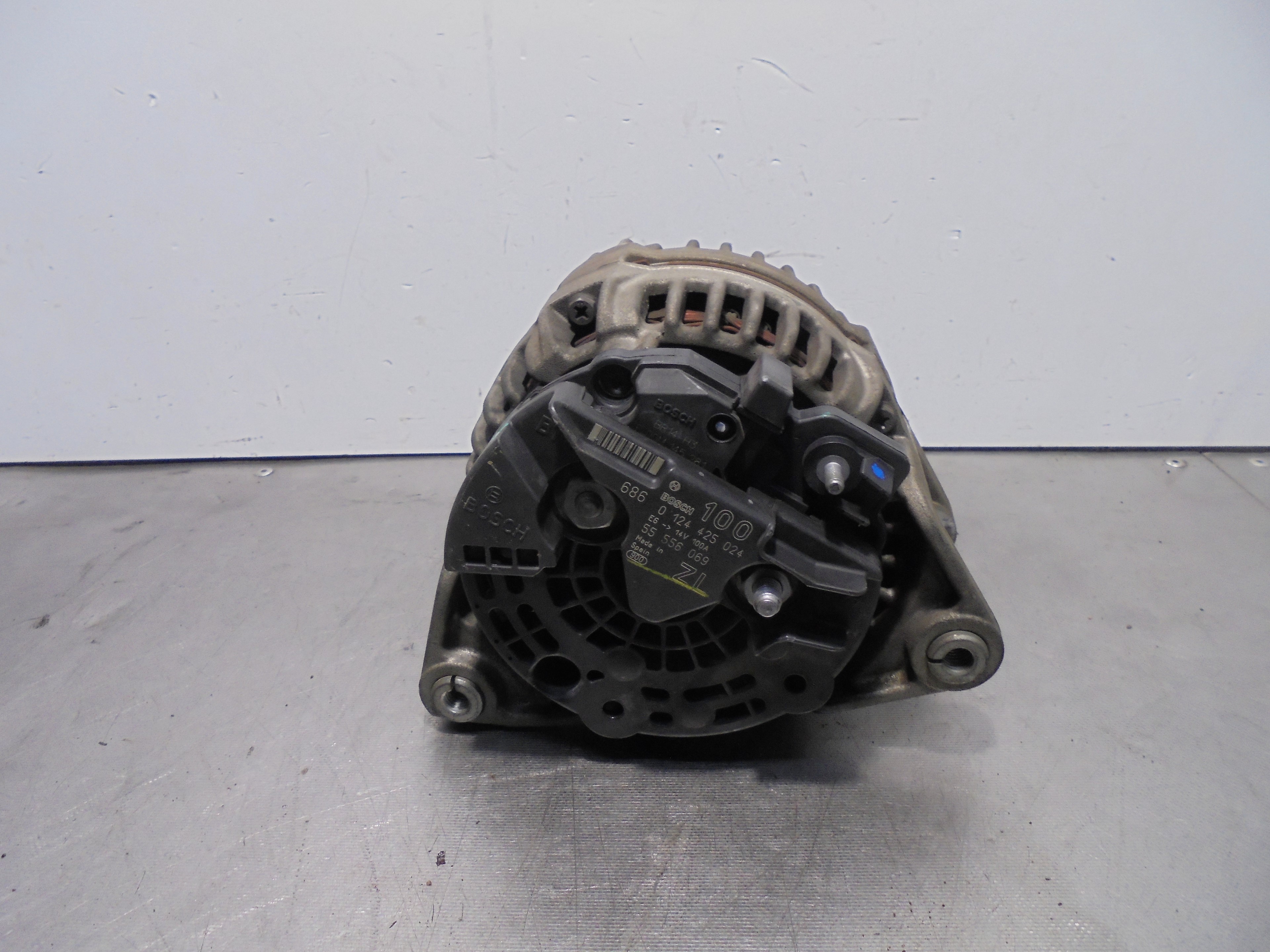 BENTLEY Astra J (2009-2020) Alternator 55556069 23321004