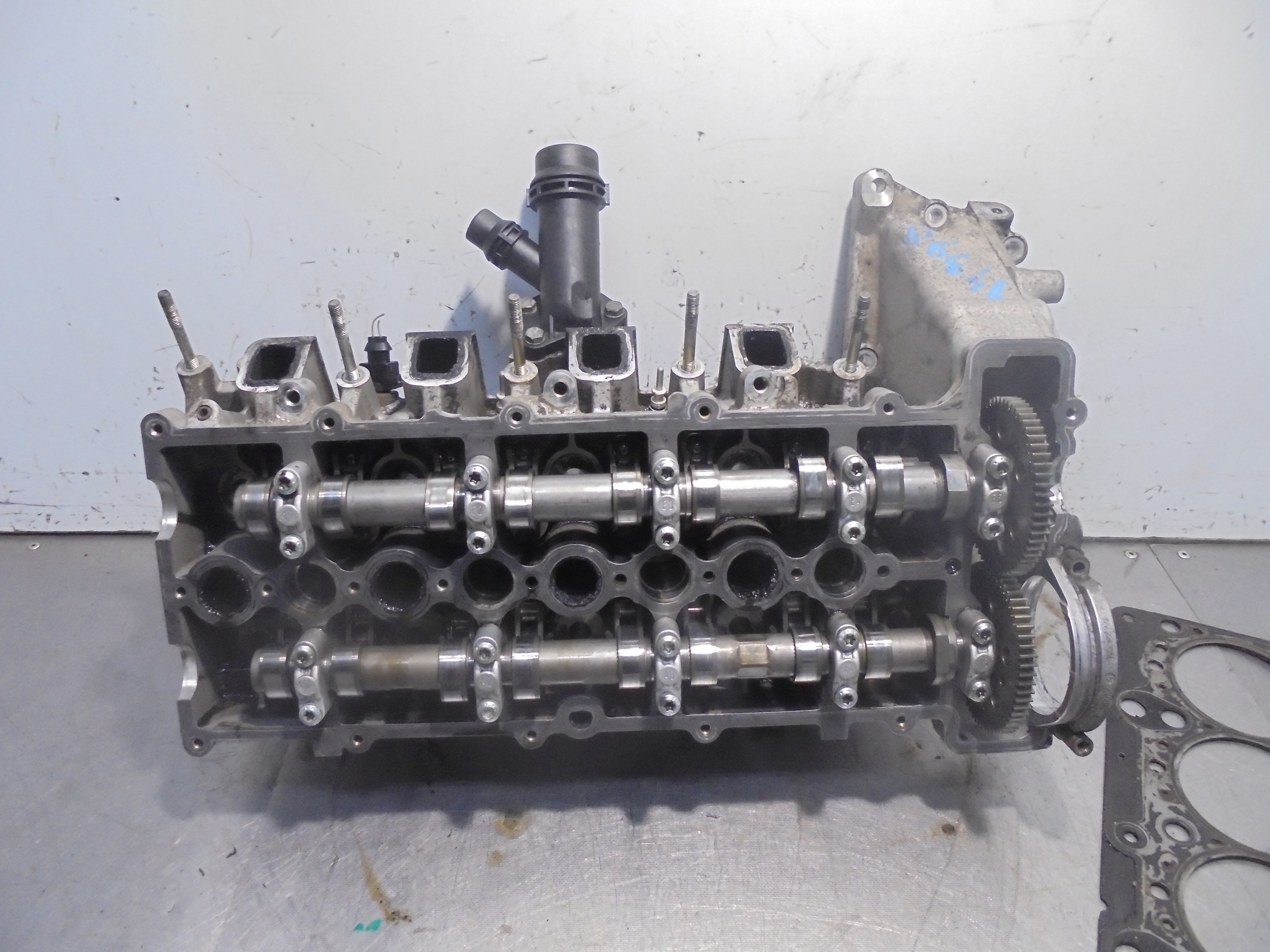 BMW 3 Series E90/E91/E92/E93 (2004-2013) Engine Cylinder Head 778587608 25061751