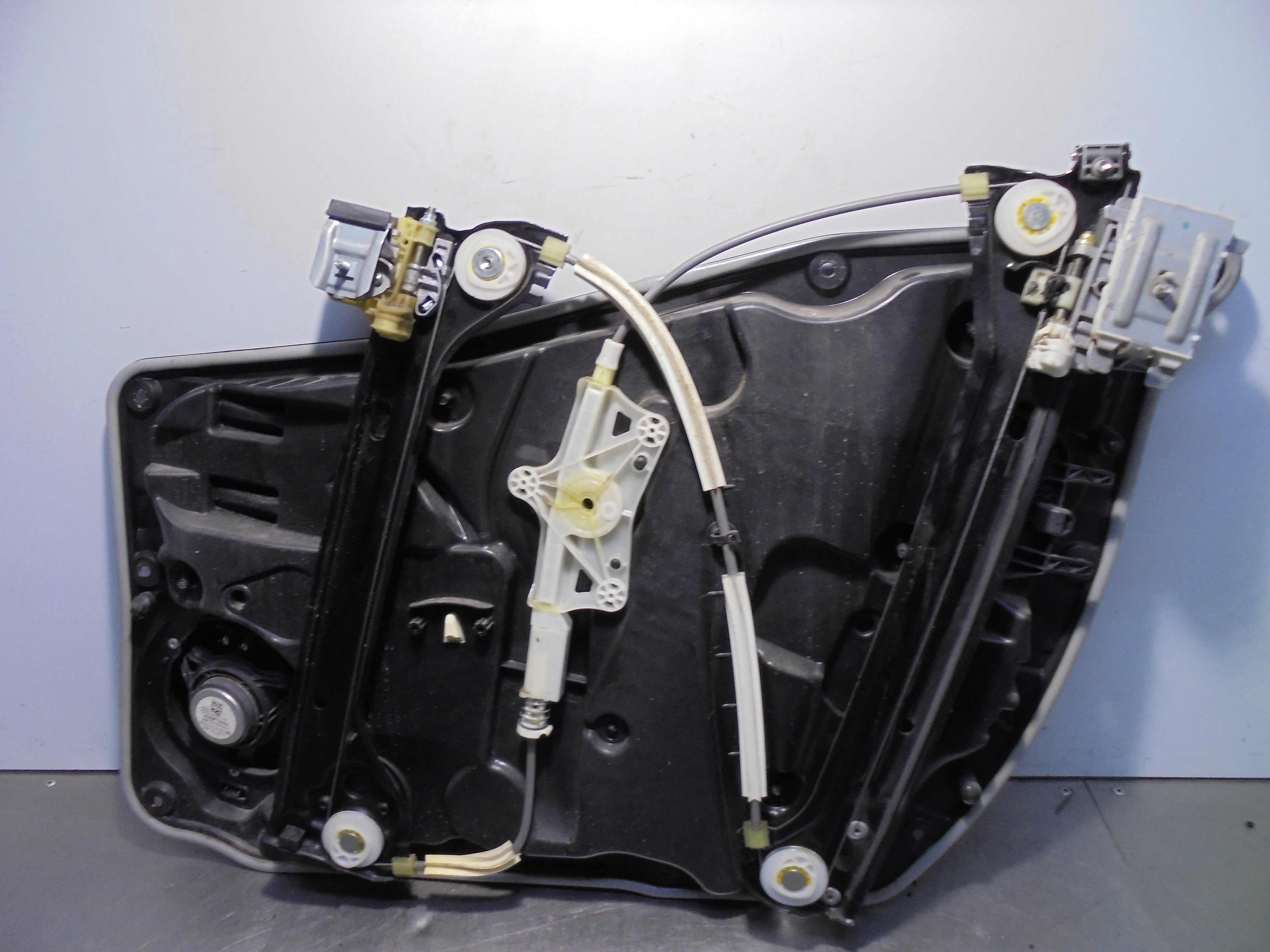 MERCEDES-BENZ CLA-Class C117 (2013-2016) Lève-vitre de porte avant gauche A1177200179 25073983