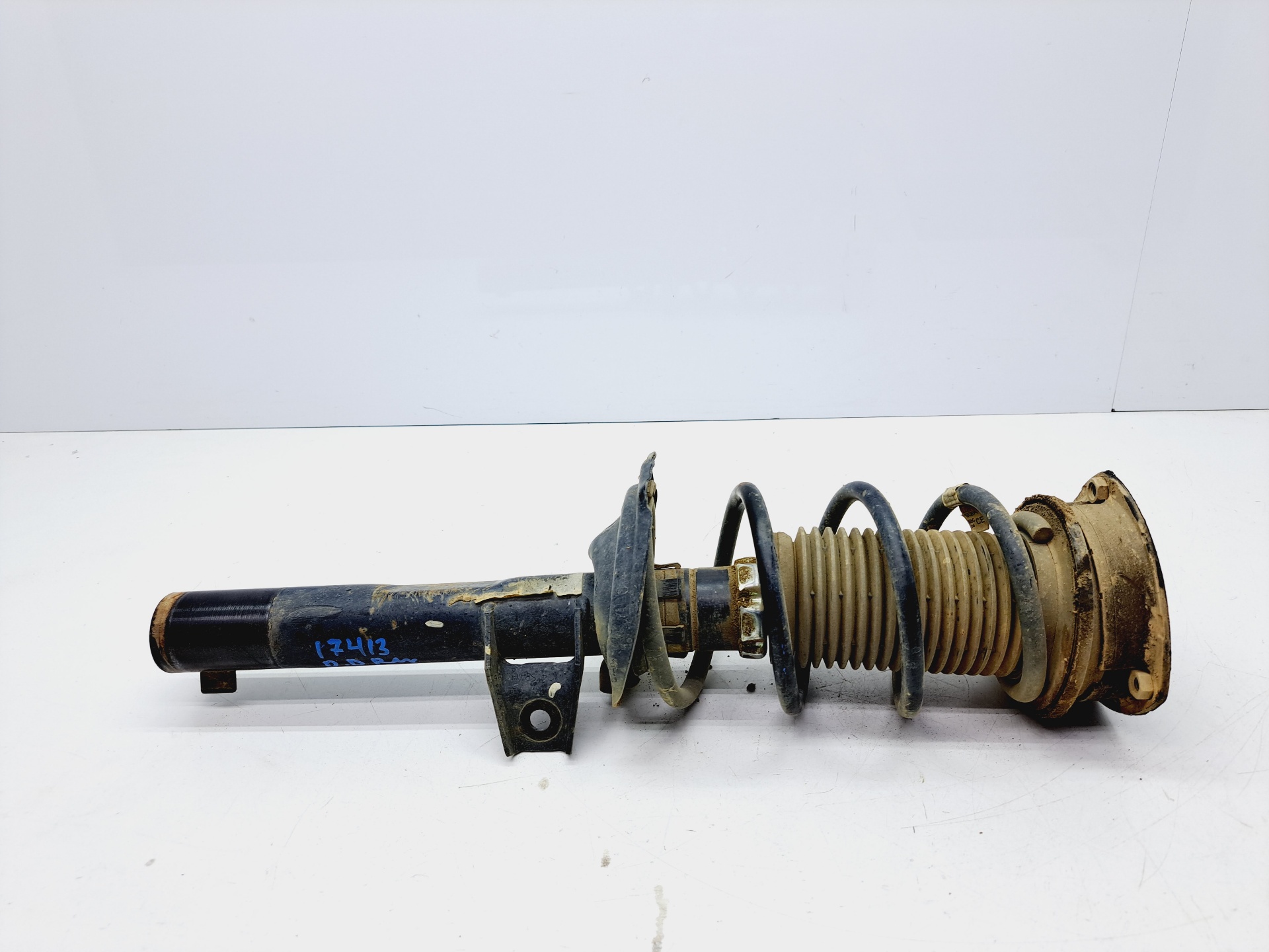 SEAT Leon 3 generation (2012-2020) Front Right Shock Absorber 25077833