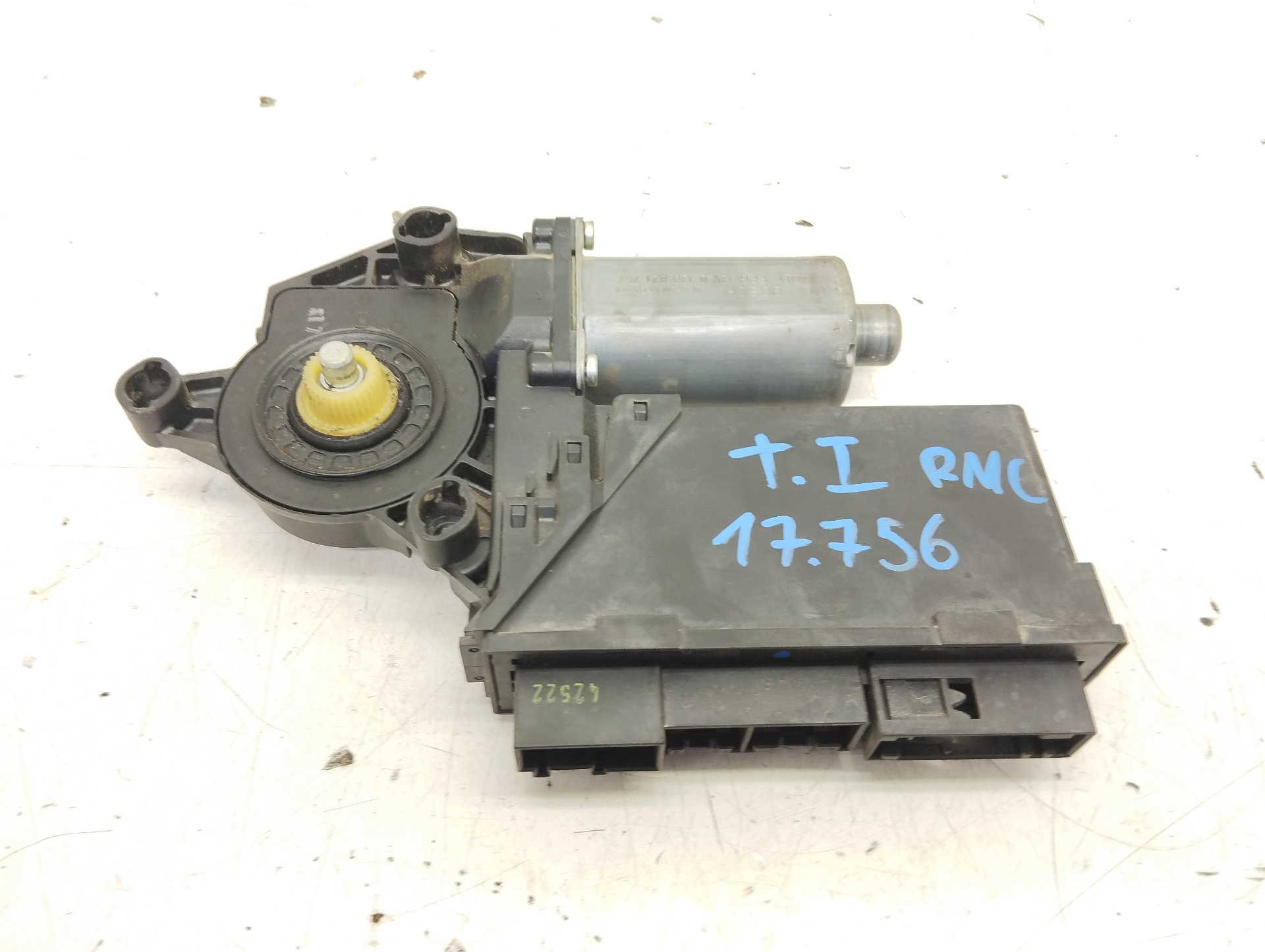 AUDI A4 B7/8E (2004-2008) Rear Left Door Window Control Motor 8E0959801E 25372178