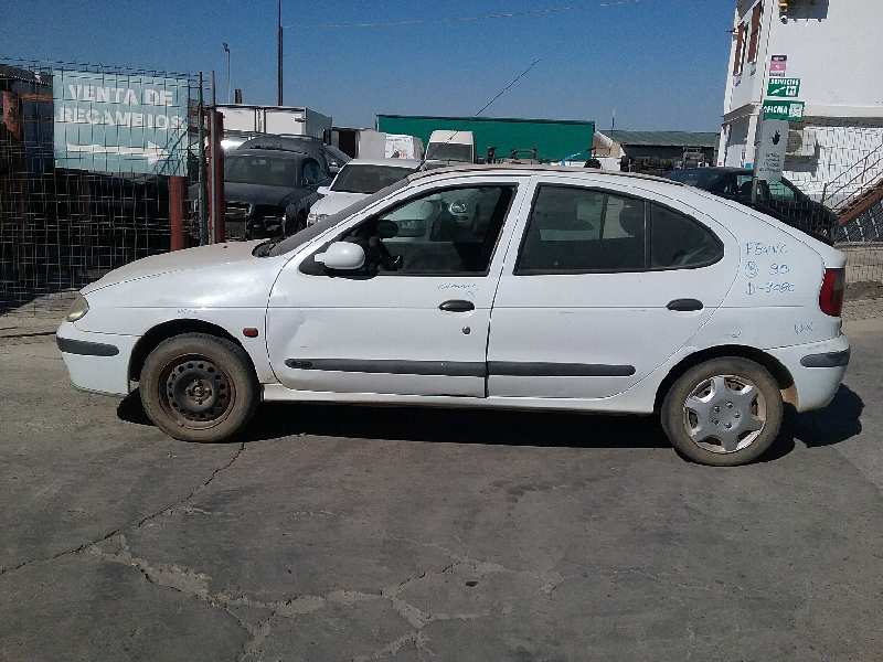 RENAULT Megane 1 generation (1995-2003) Генератор 7700431943 25035657