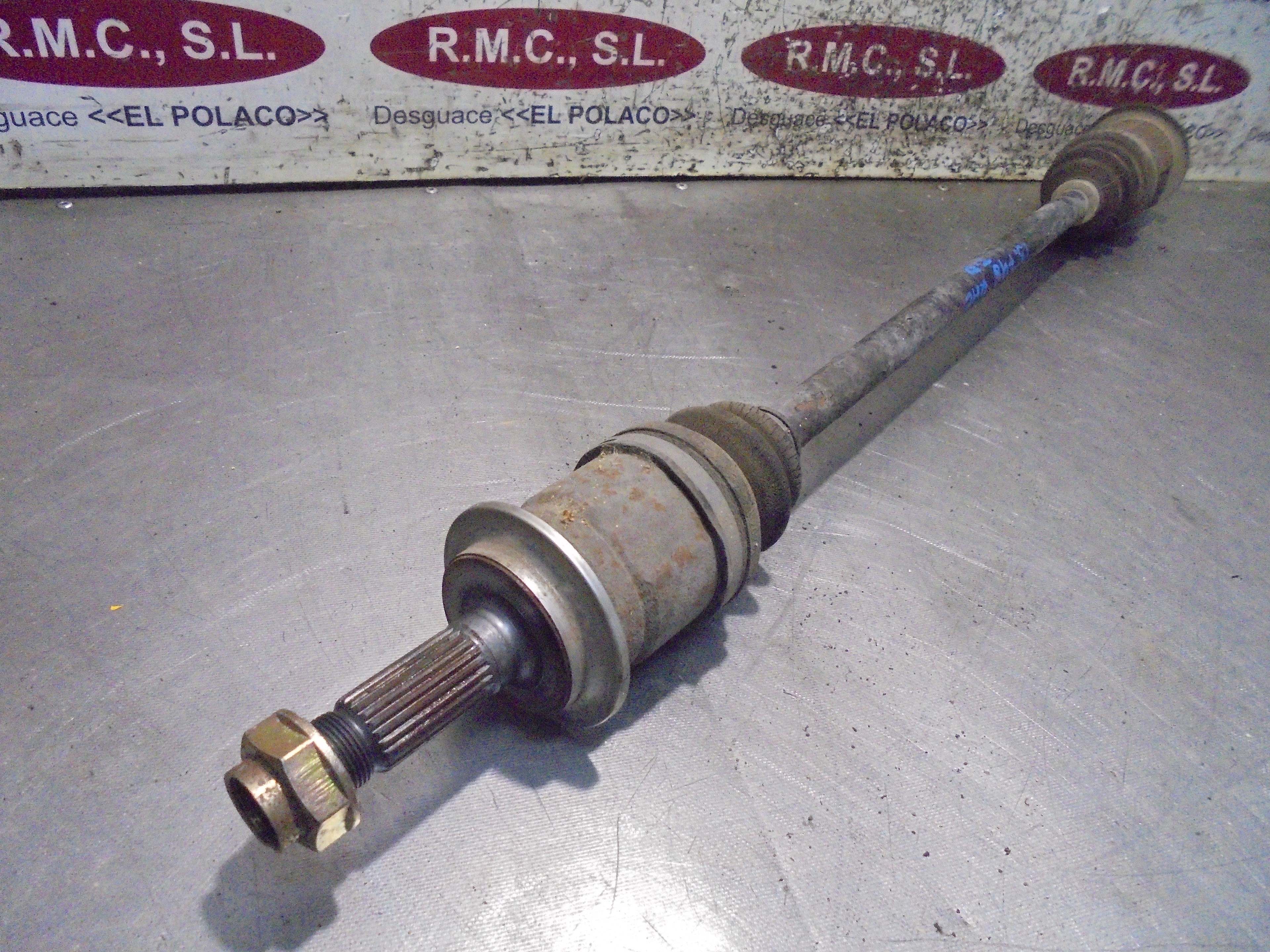 HONDA CR-V 2 generation (2001-2006) Bakre höger drivaxel 25059292