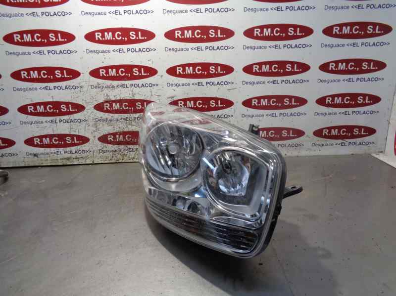 KIA Venga 1 generation (2010-2016) Front Right Headlight 921021P000 25036342