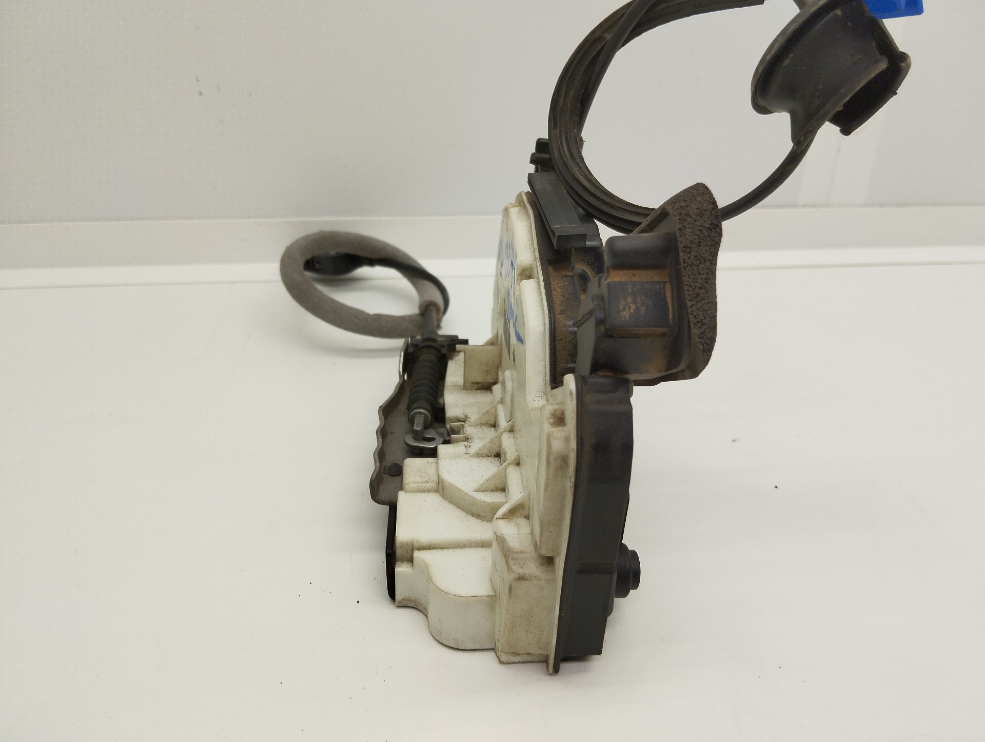 SEAT Leon 3 generation (2012-2020) Rear Left Door Lock 5K4839015Q 23333042