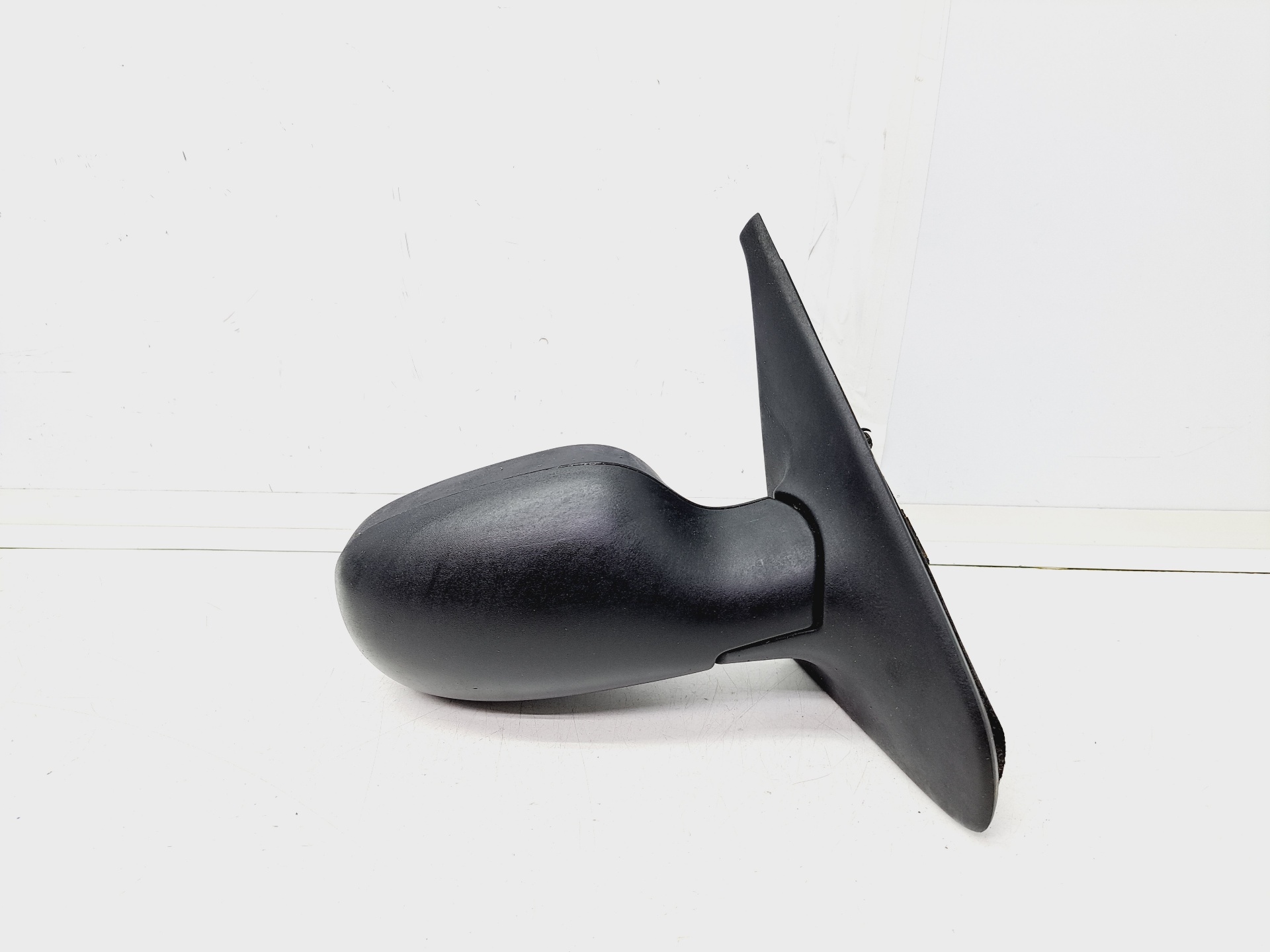 RENAULT Clio 3 generation (2005-2012) Right Side Wing Mirror 25083877