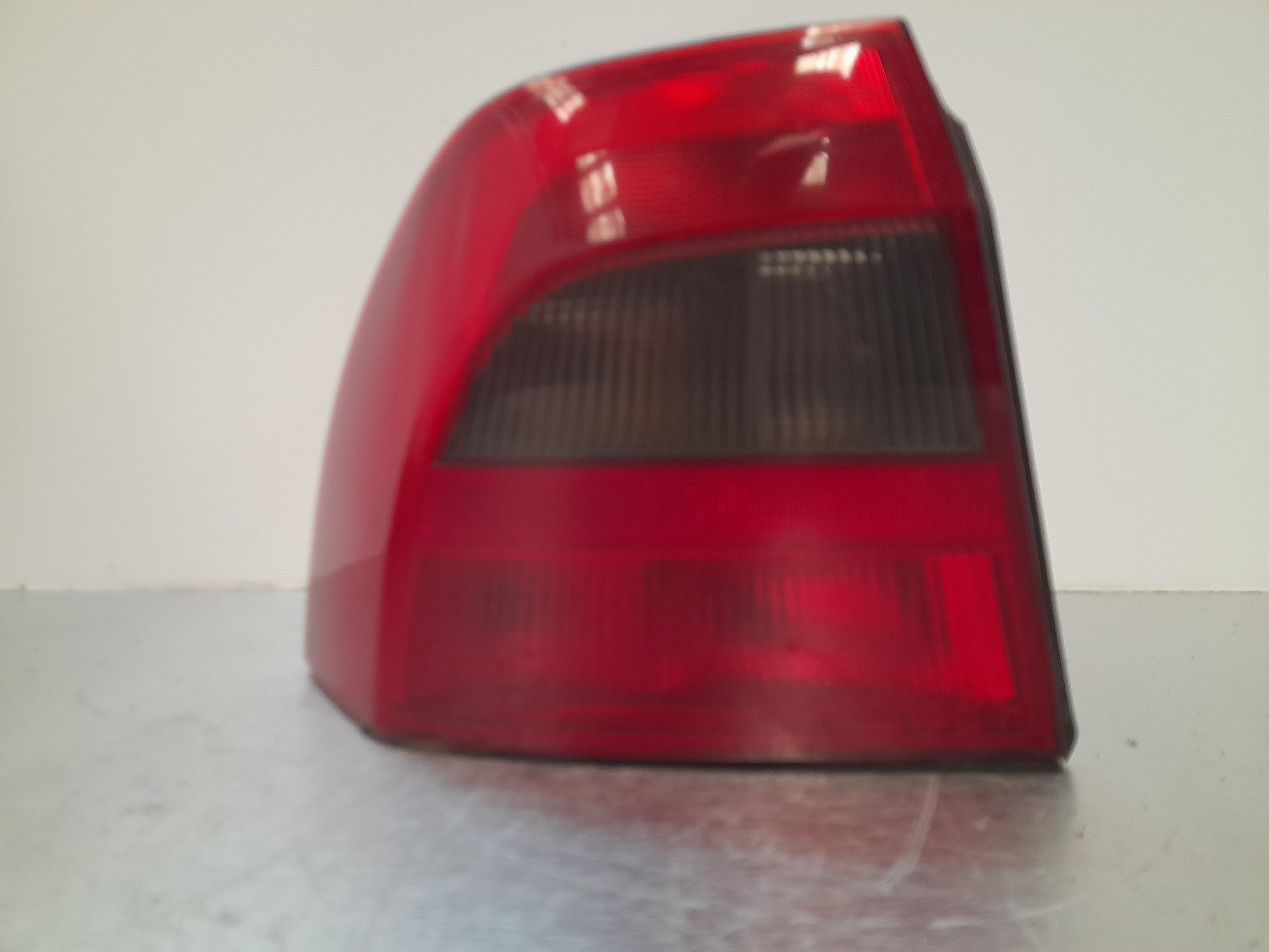 OPEL Vectra B (1995-1999) Rear Left Taillight 62144 25074264