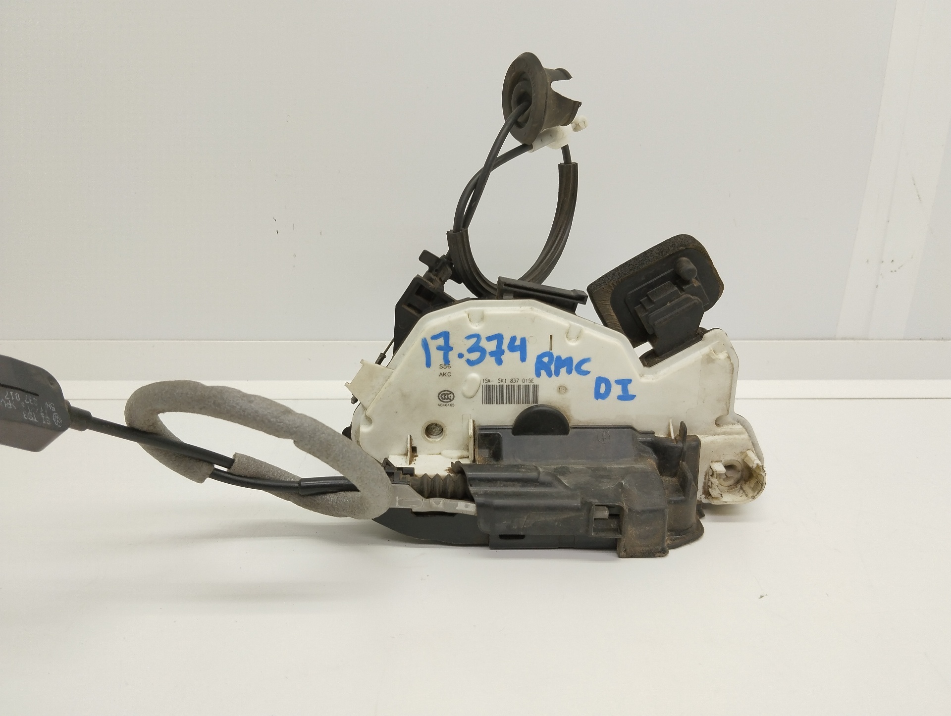 SEAT Leon 3 generation (2012-2020) Front Left Door Lock 5K1837015E 23333038