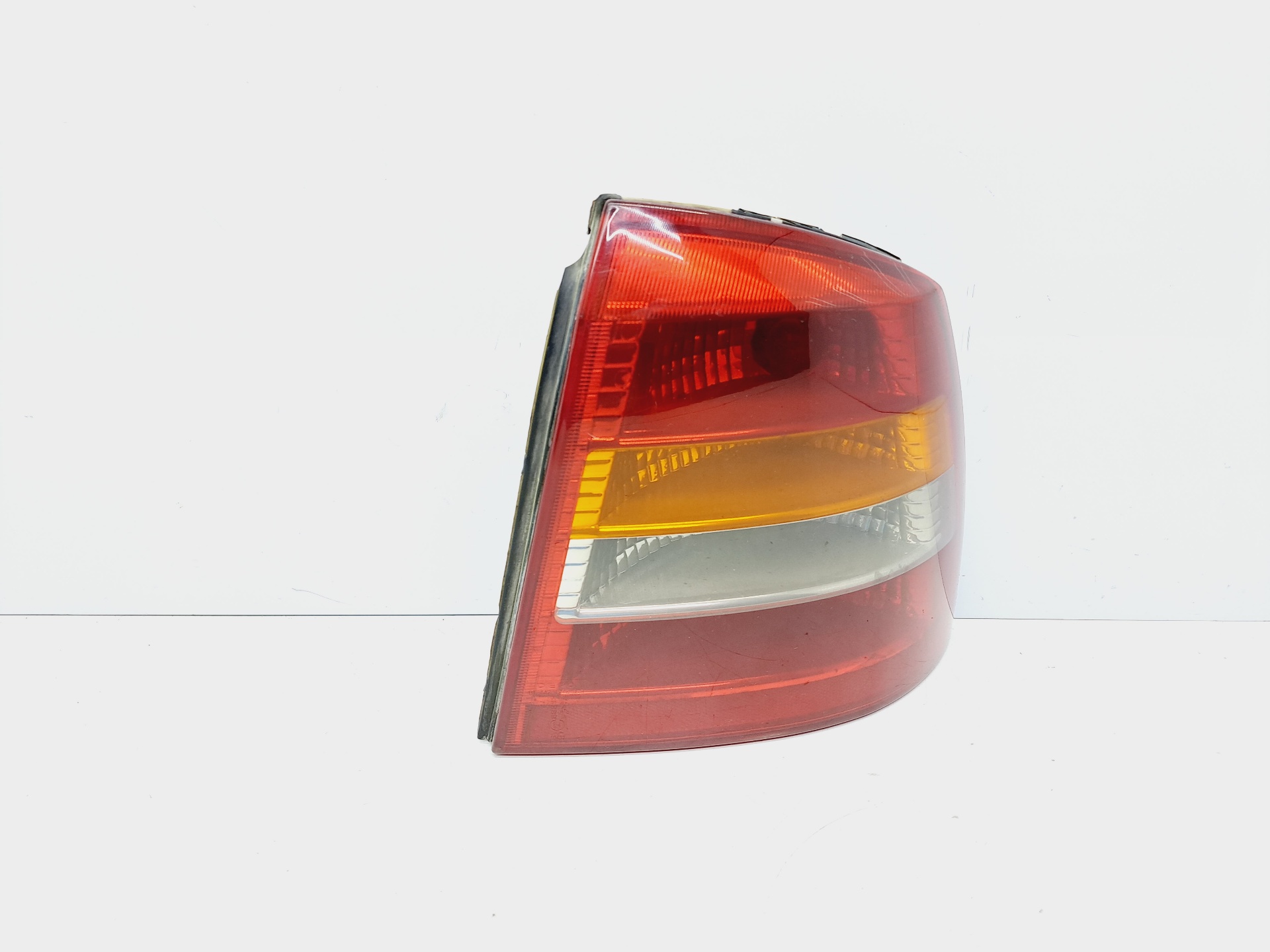 OPEL Astra H (2004-2014) Rear Right Taillight Lamp 25074468