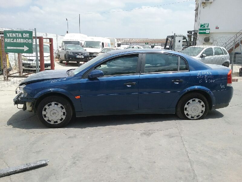 OPEL Vectra Генератор 90561971 25028734