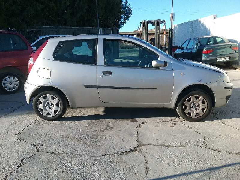 FIAT Punto 3 generation (2005-2020) Generatorius MS1022118440 23343667