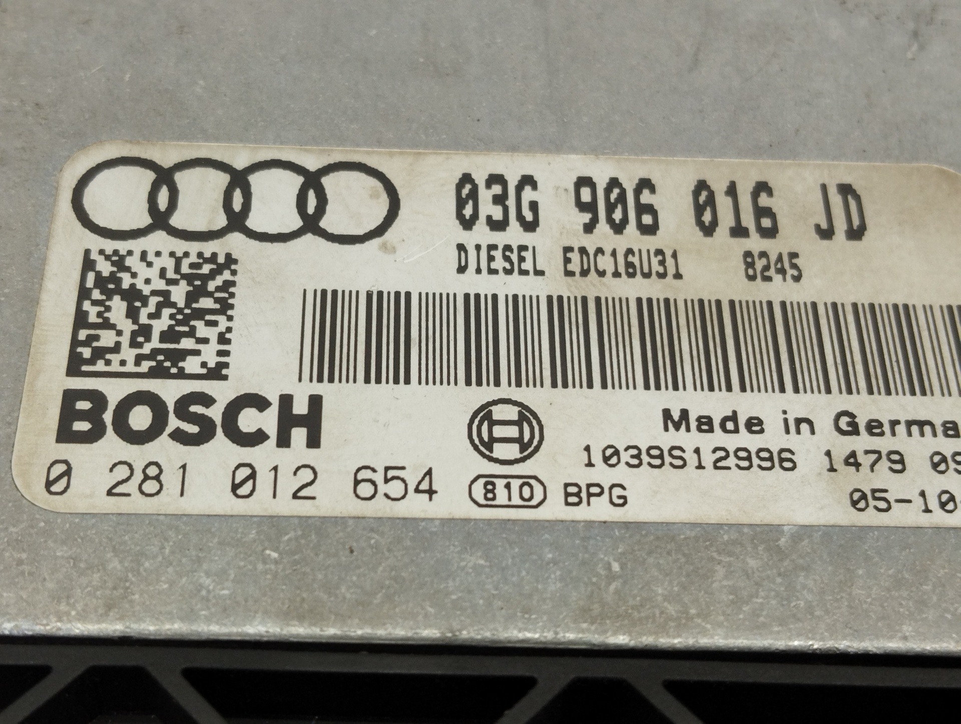 AUDI A4 B7/8E (2004-2008) Jednotka řízení motoru 03G906016JD 25894877