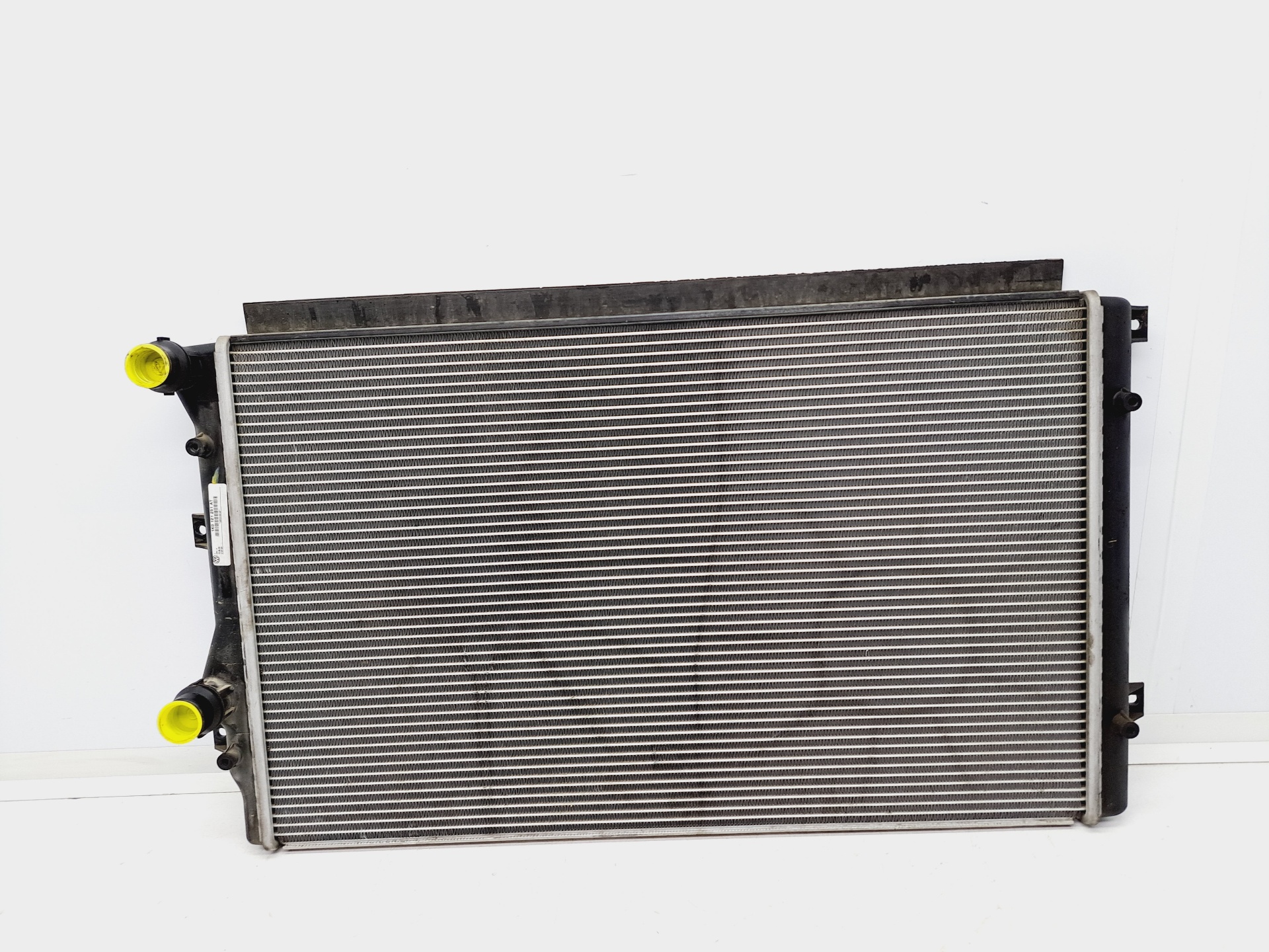 VOLKSWAGEN Golf 5 generation (2003-2009) Охлаждающий радиатор 1K0121251AT 23334121
